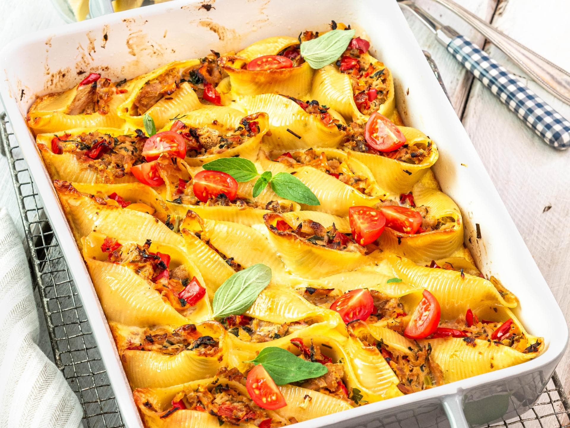 Muschelnudel-Gratin mit Thunfisch-Füllung