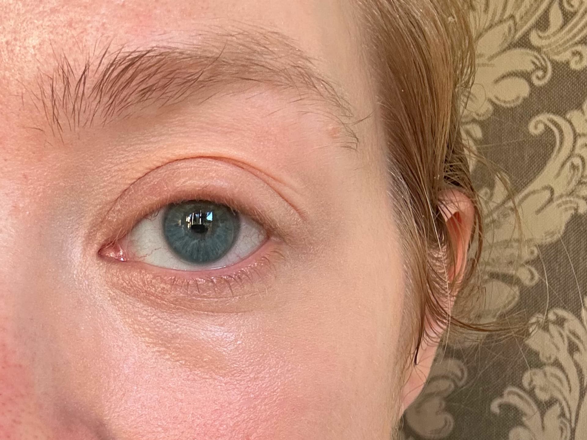 Getönte Augencreme Test - Mein Auge nach dem Auftragen der getönten Augencreme von It Cosmetics