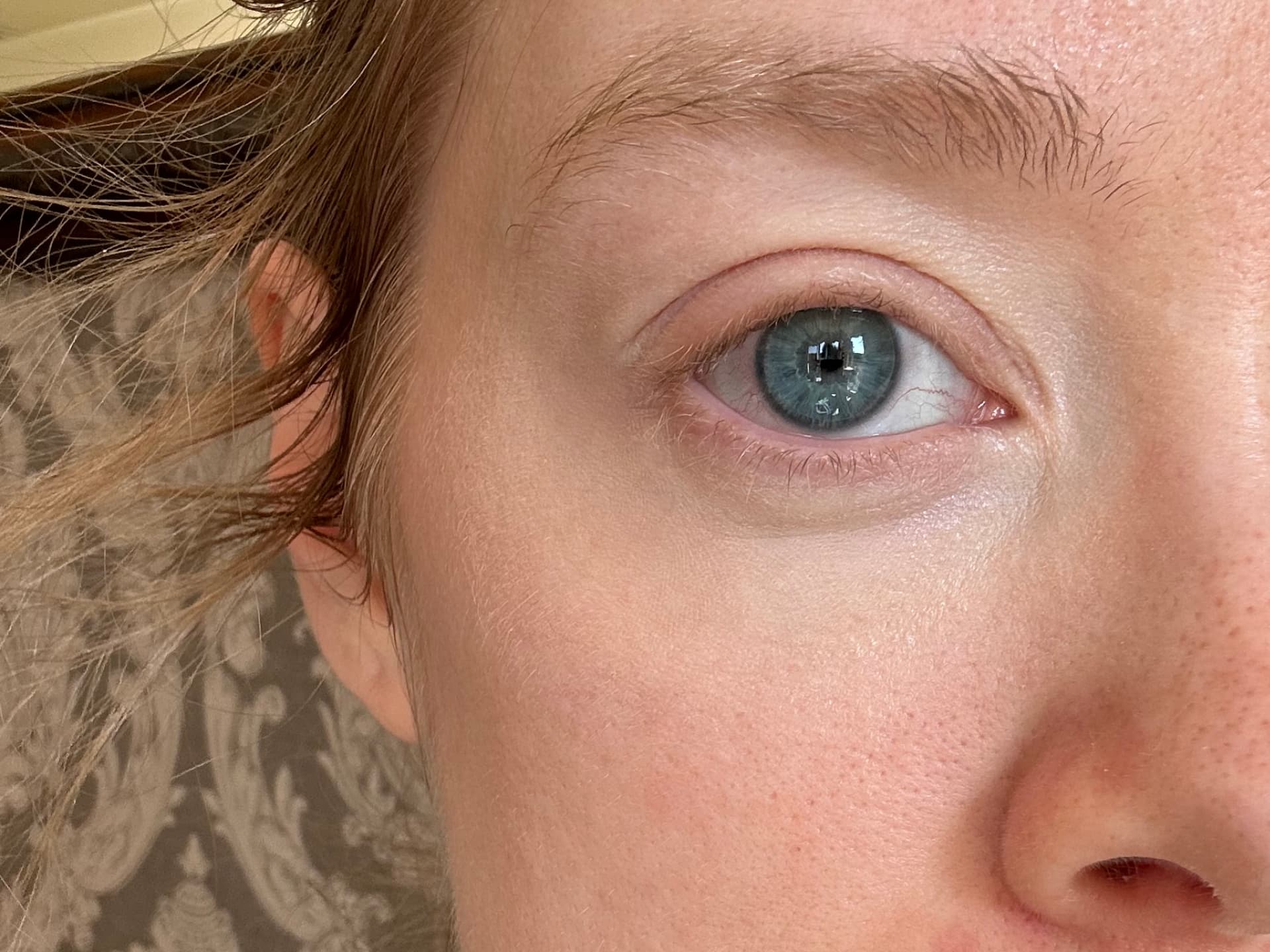 Getönte Augencreme Test - Mein Auge nach dem Auftragen der getönten Augencreme von Erborian
