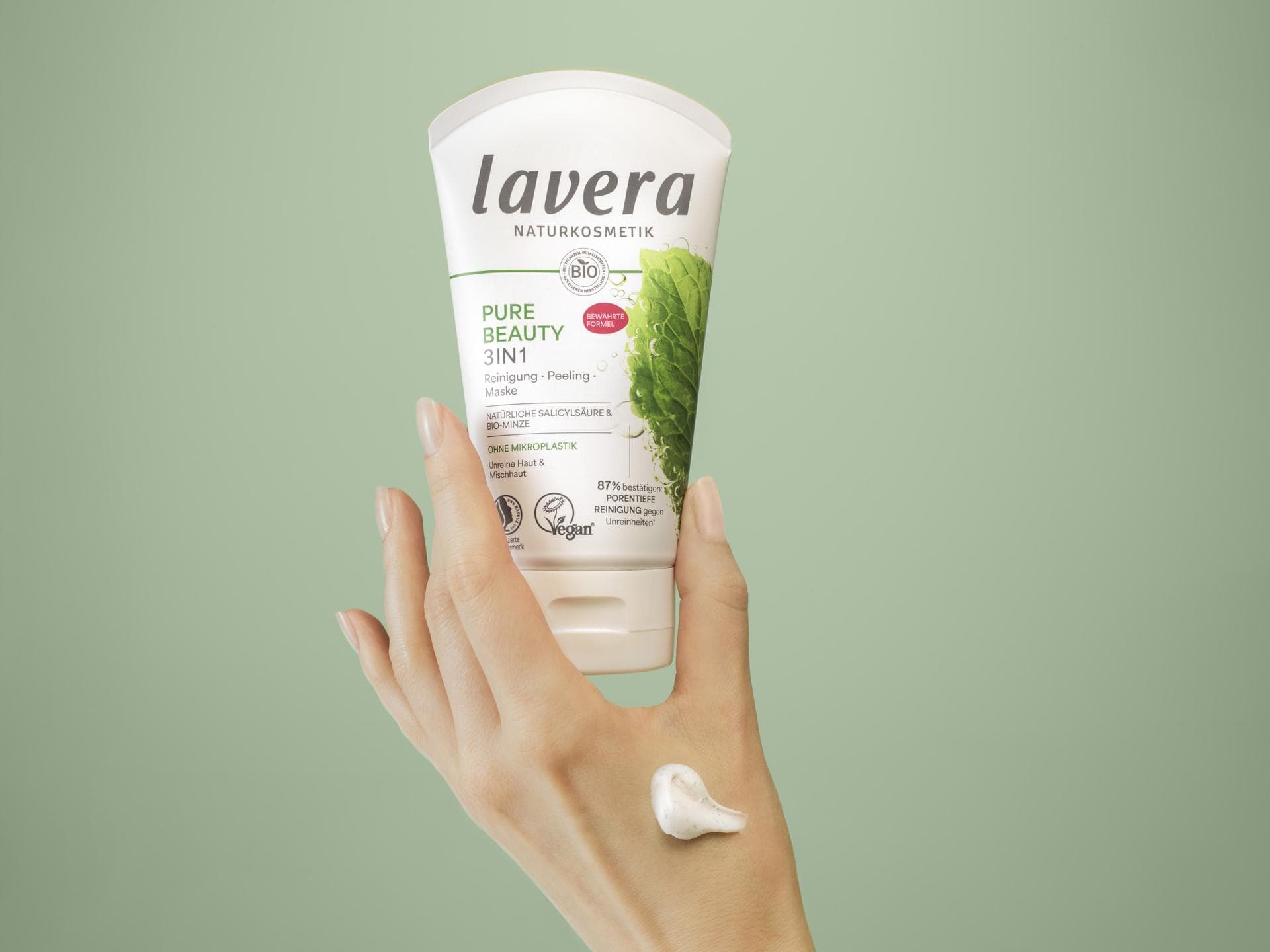 3in1 Reinigung, Peeling, Maske von lavera Naturkosmetik