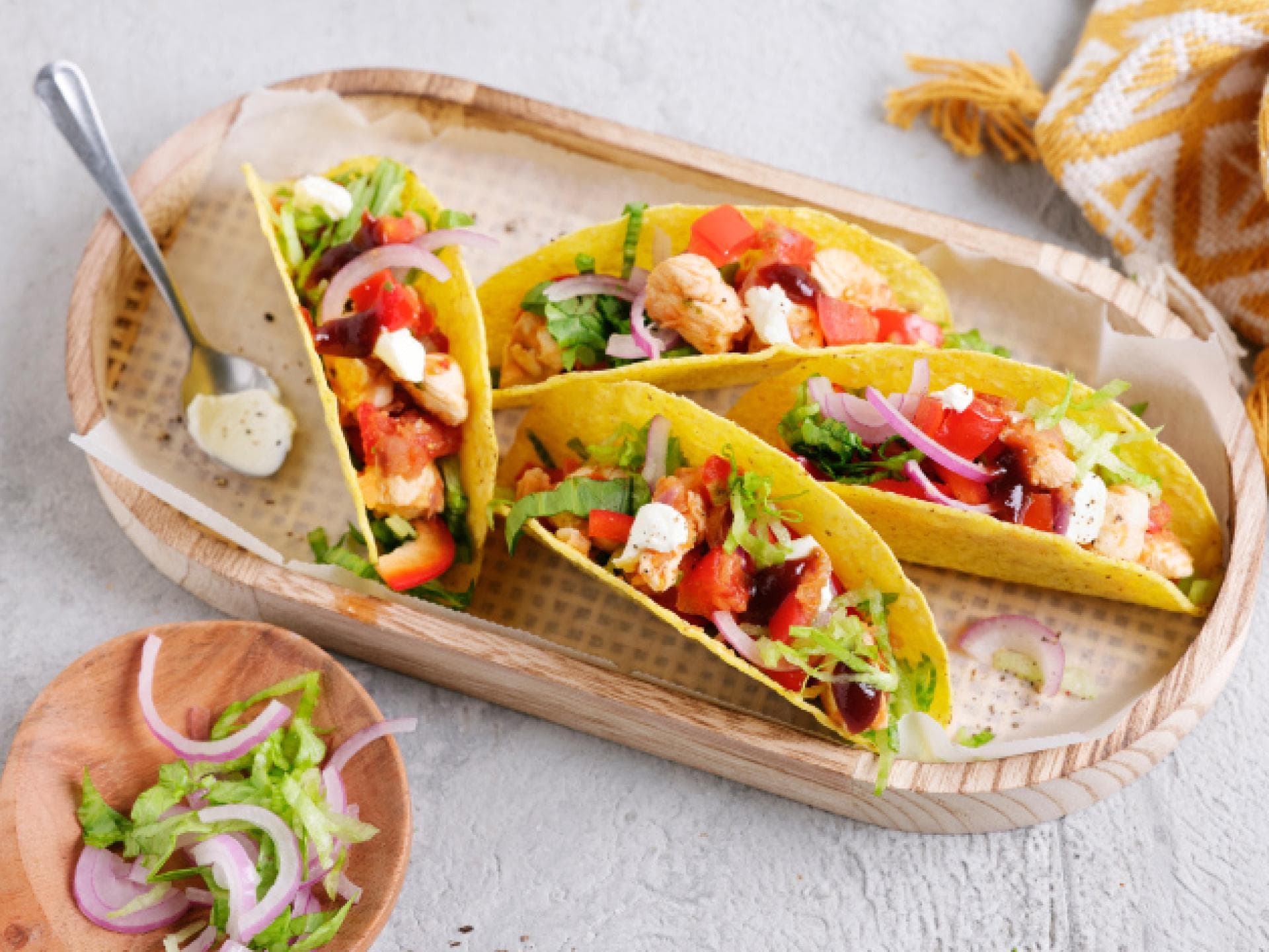 Taco-Shells mit Hähnchen