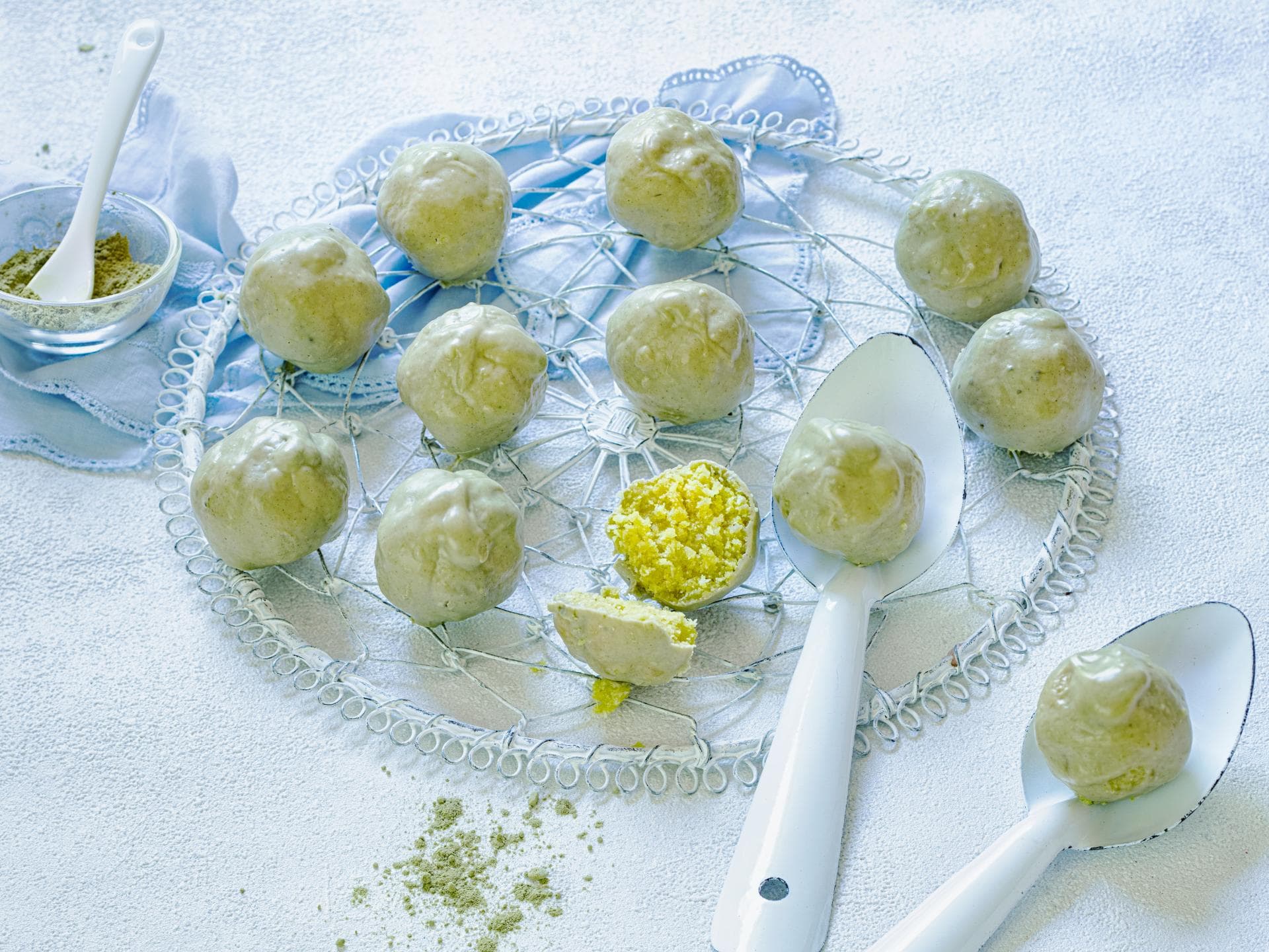 Matcha-Gewürzbällchen 
