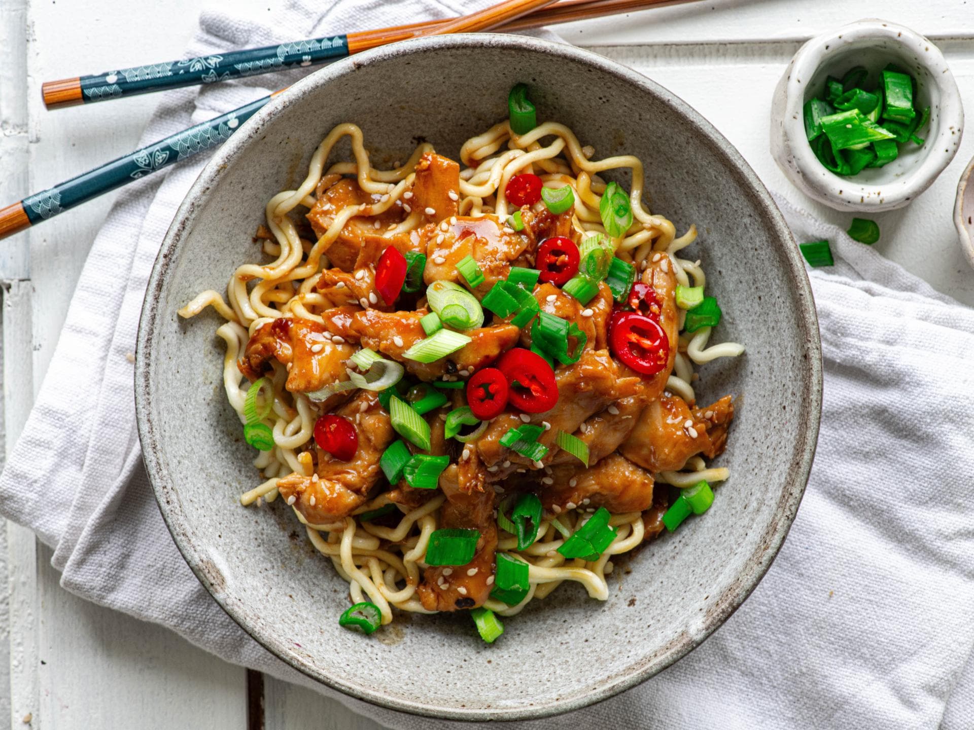 Bratnudeln mit Sesam Bratnudeln mit Sesam
