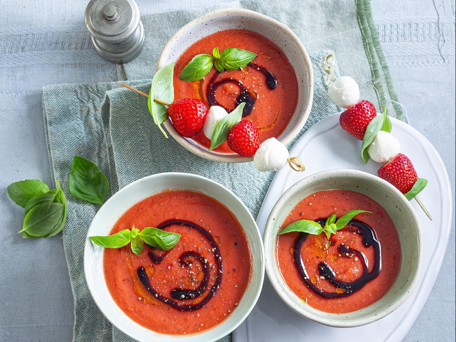 Erdbeer-Tomaten-Gazpacho