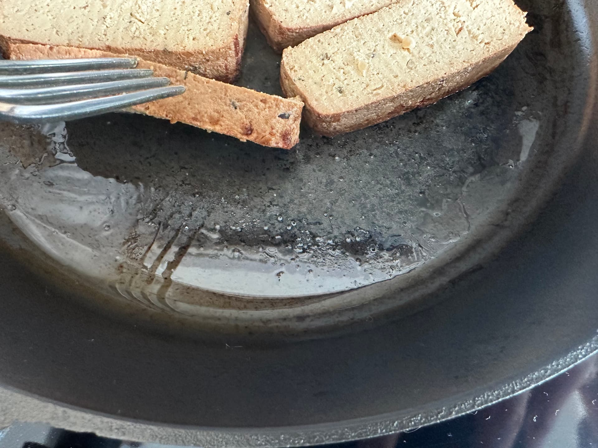 In der Pfanne von Stur kann ich Tofu ohne Festkleben anbraten Stur Pfanne im Test - Tofu anbraten ohne Festkleben