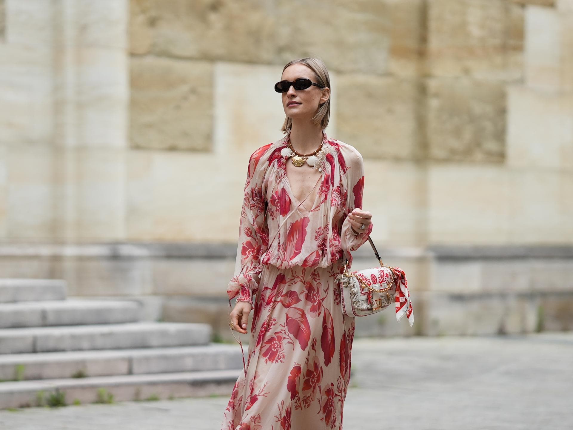 Mallorca-Kleid Kleid mit Blumen Streetstyle