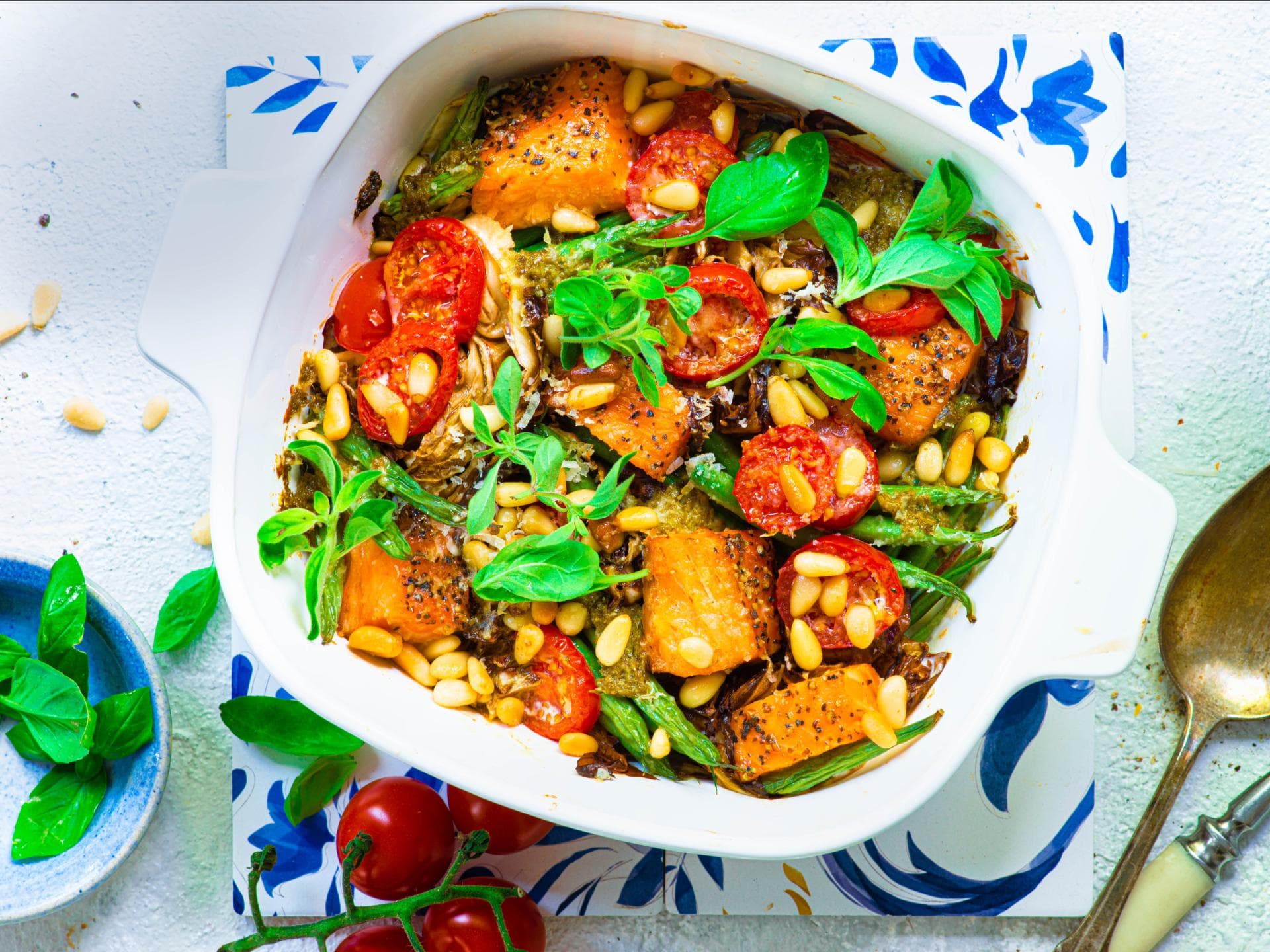 Schneller Lachs-Tomaten-Auflauf Schneller Lachs-Tomaten-Auflauf