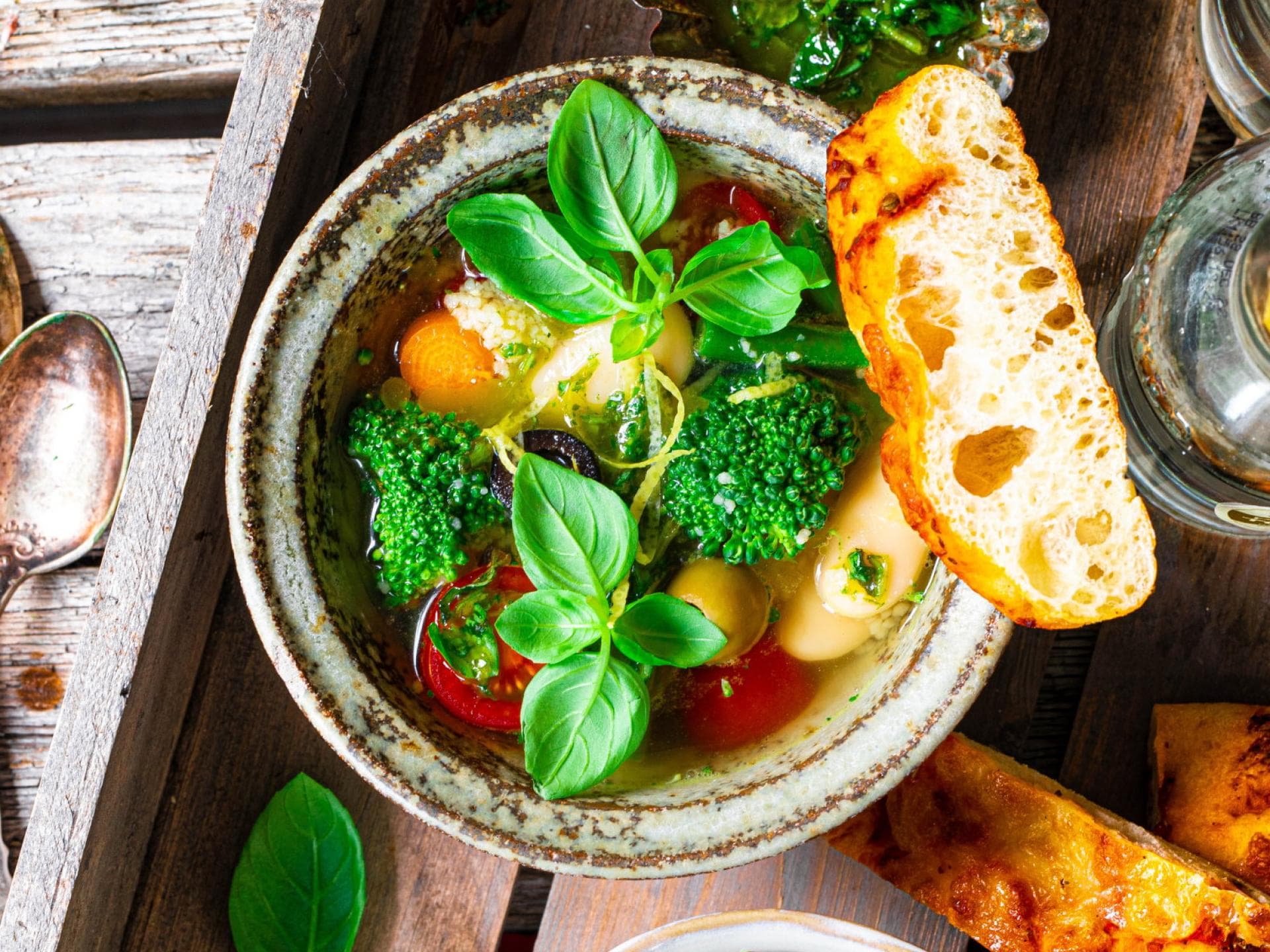 Sommerliche Minestrone Sommerliche Minestrone