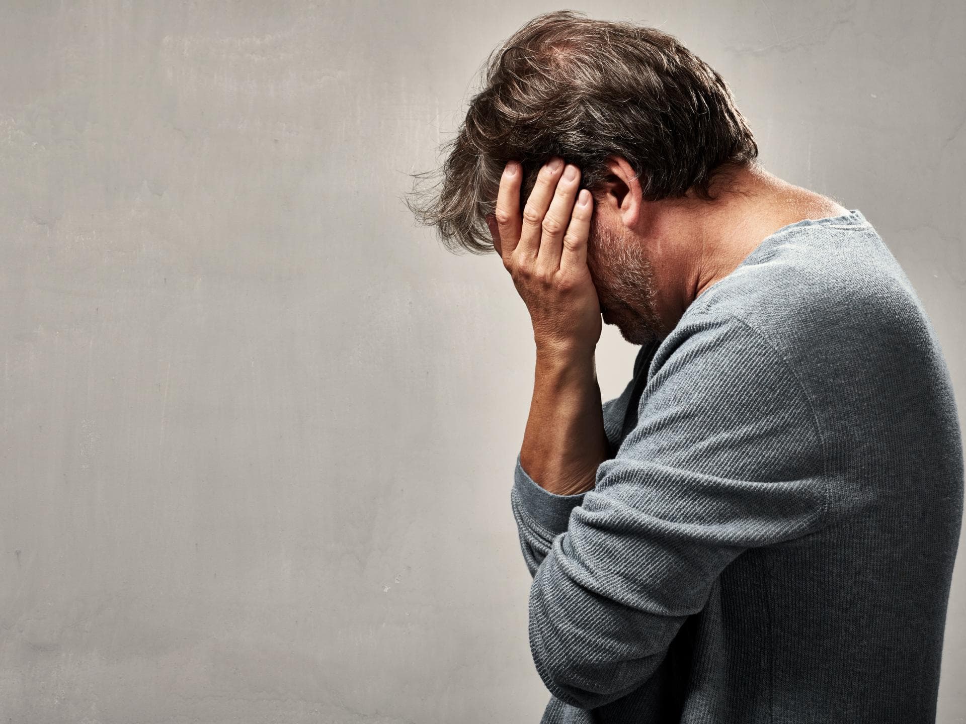 Testosteronmangel ist in vielen Partnerschaften immer noch ein Tabuthema. Testosteronmangel ist in vielen Partnerschaften immer noch ein Tabuthema.
