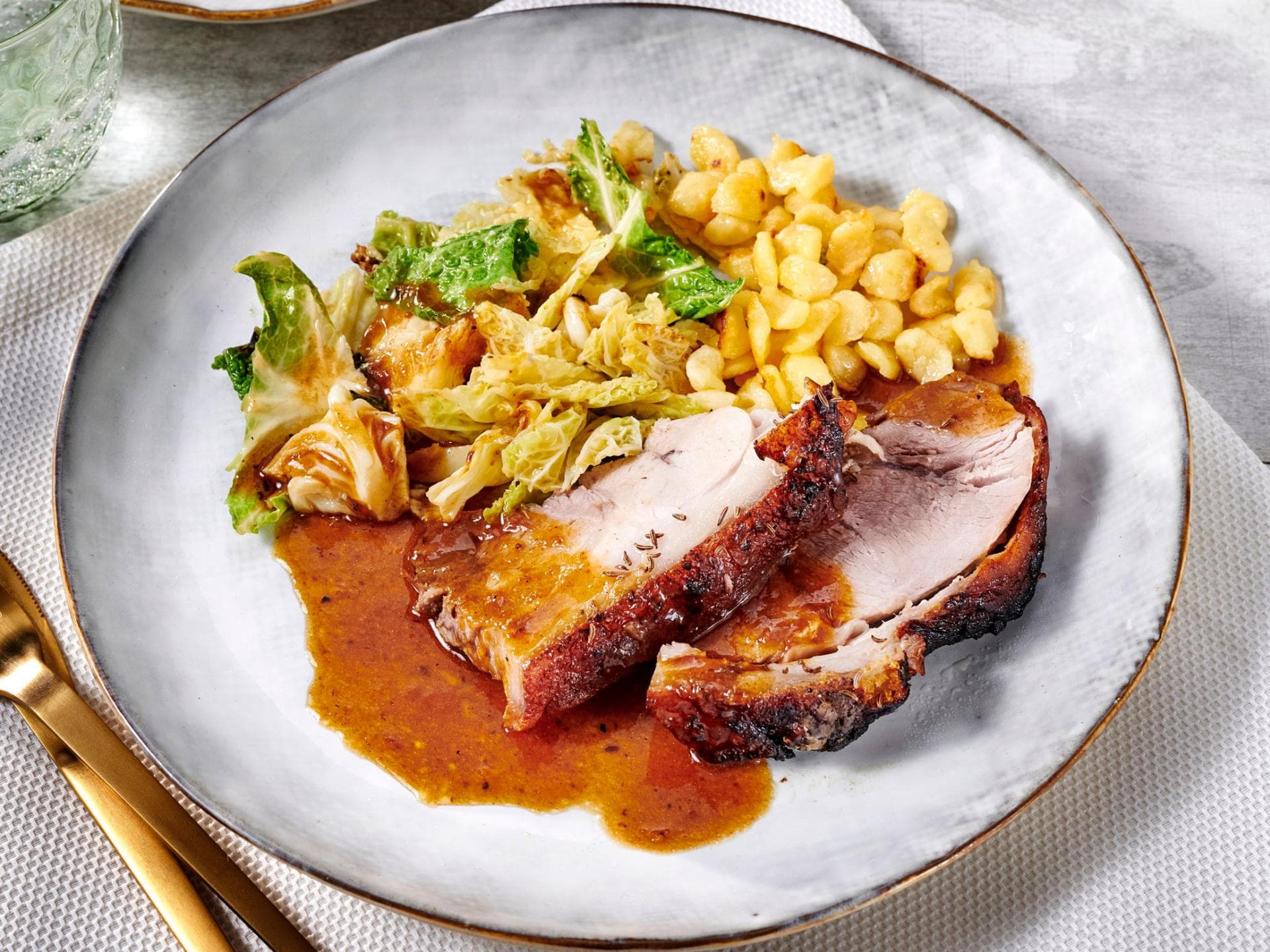 Krustenbraten mit Malzbiersauce Krustenbraten mit Malzbiersauce