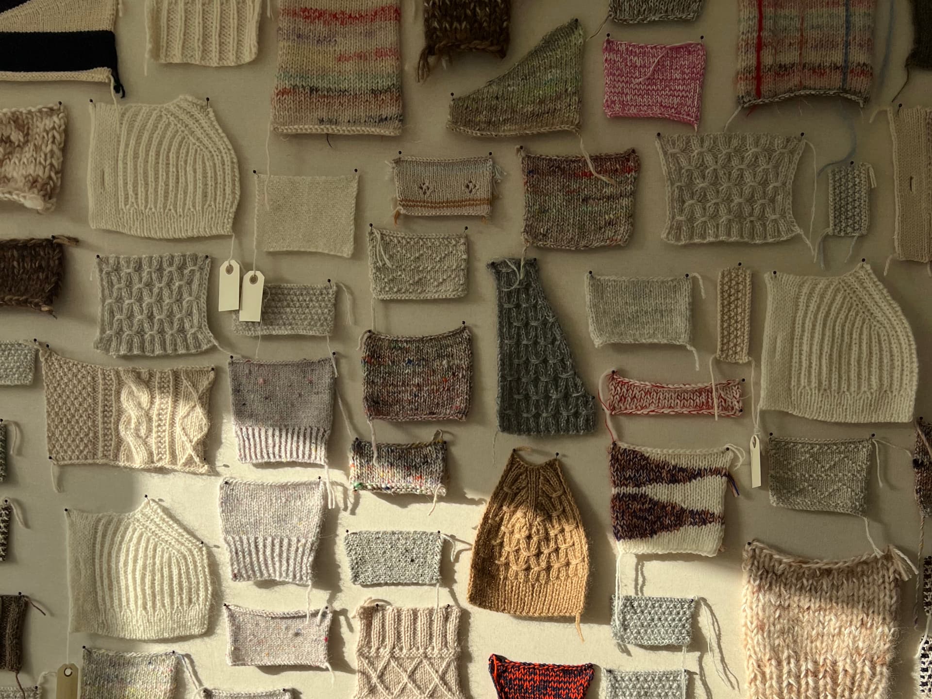 Ein Blick in PetiteKnit-Gründerin Mette Wendelboe Okkels Studio Das Studio der PetiteKnit-Gründerin Mette Wendelboe Okkels