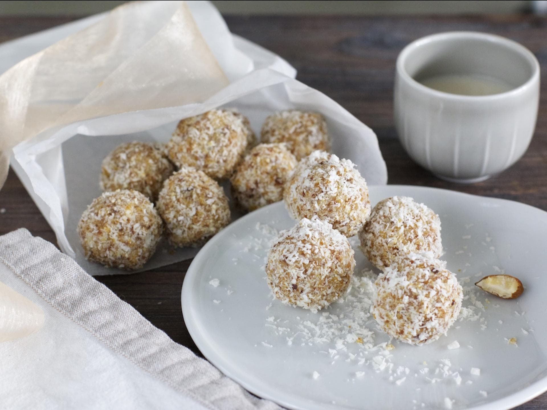 Kokos-Energy-Balls mit Kollagen 