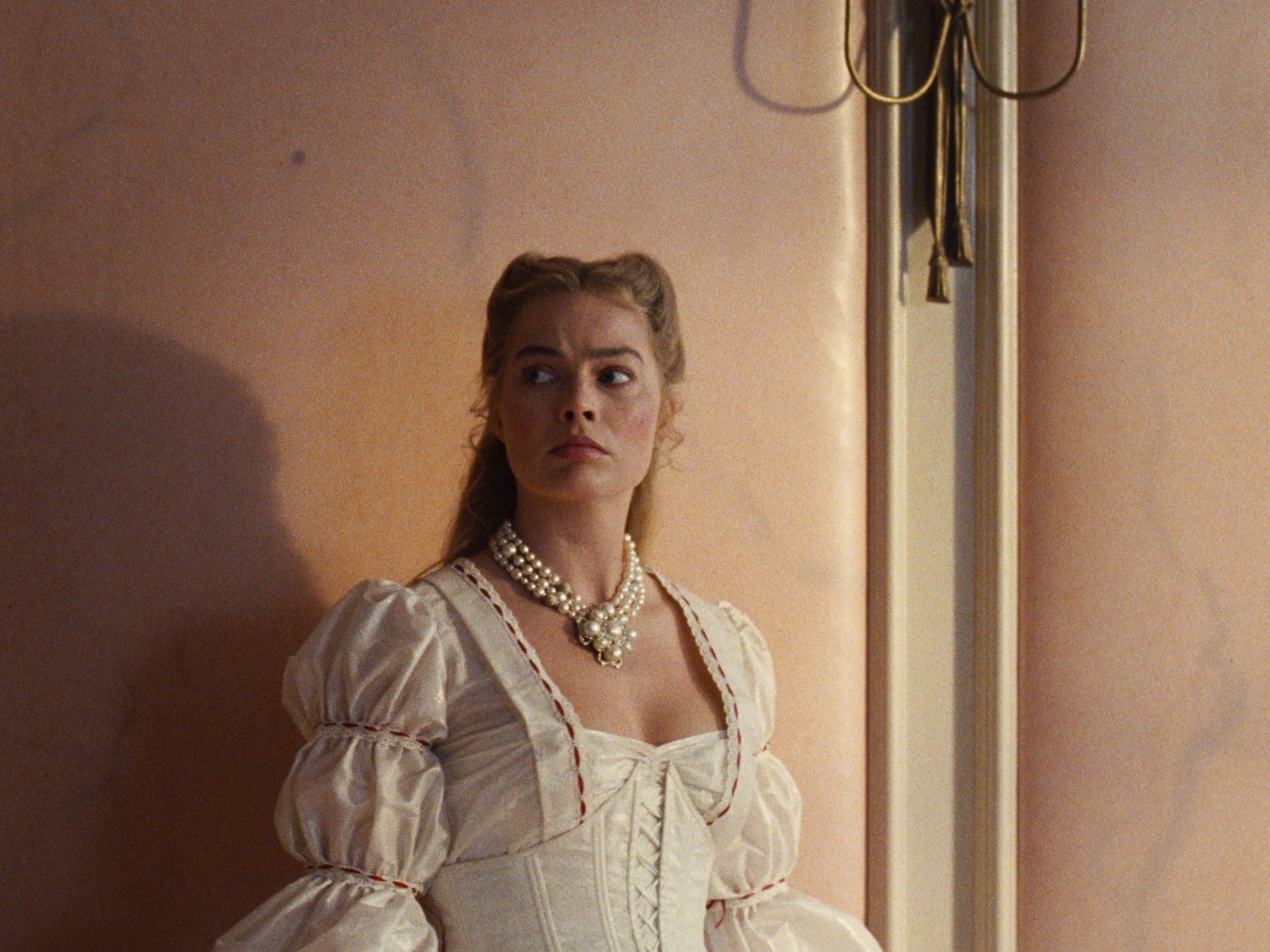 Margot Robbie in Wuthering Heights Margot Robbie in Wuthering Heights