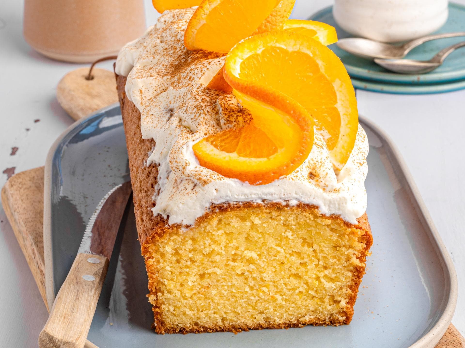 Orangenlimonaden-Kuchen mit Schmandcreme 
