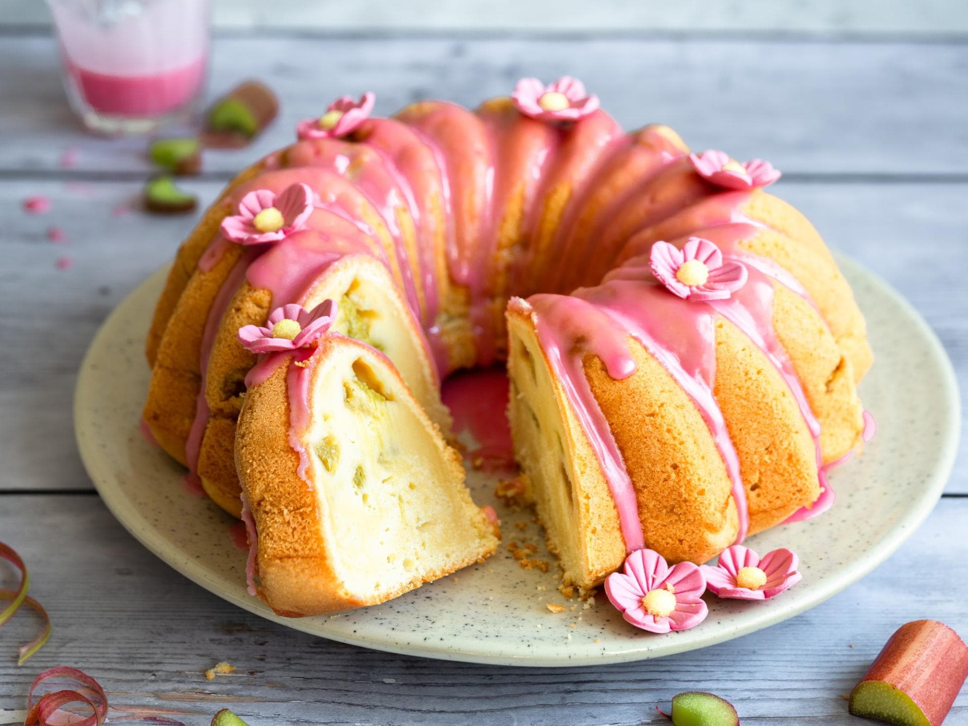 Rhabarber-Gugelhupf Rhabarber-Gugelhupf