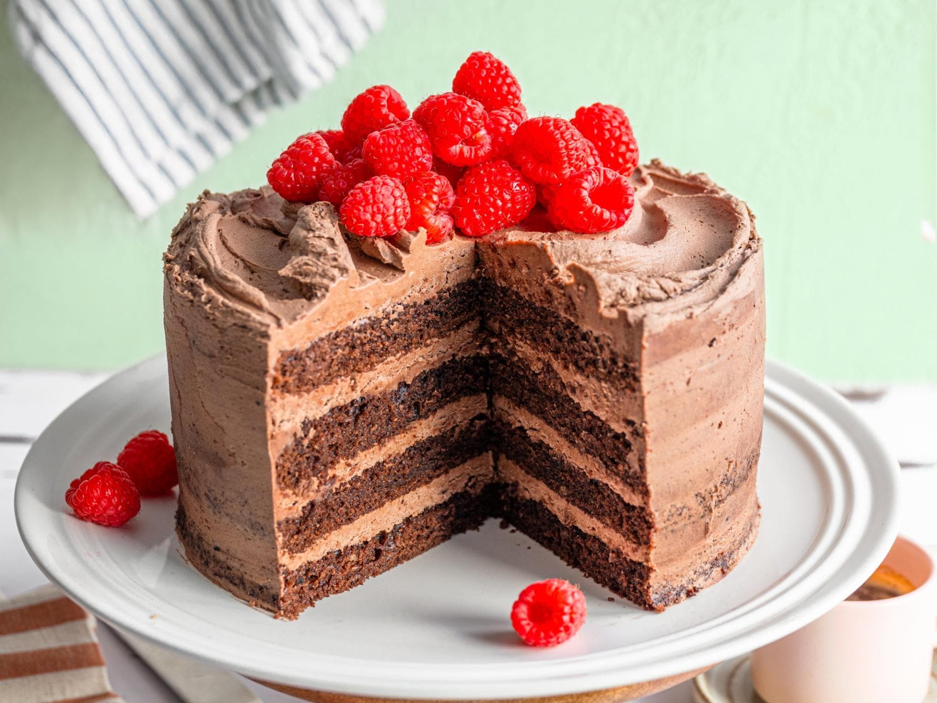 Mokka-Schokotorte mit Buttercreme-Füllung Mokka-Schokotorte mit Buttercreme-Füllung