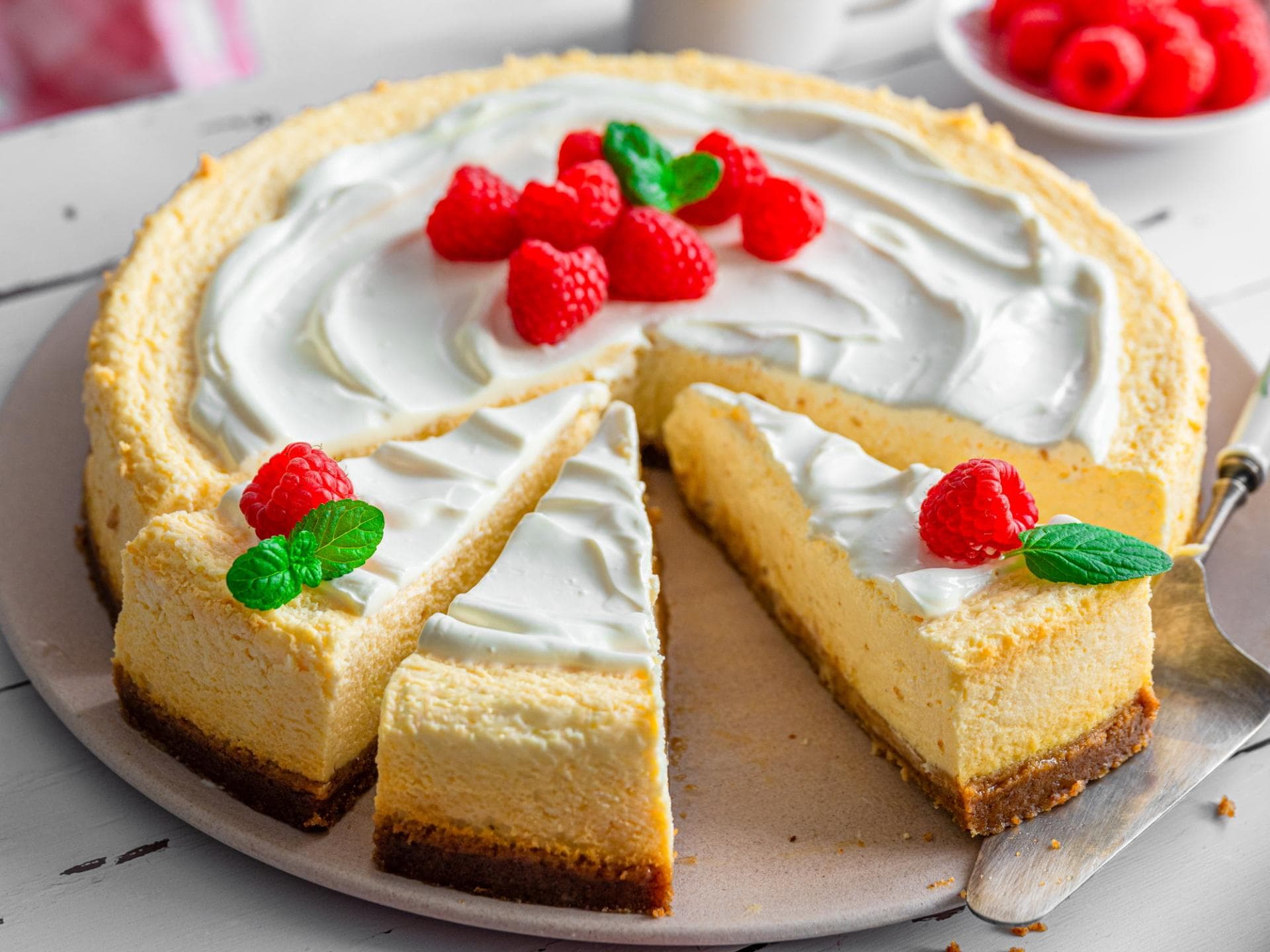 New York Cheesecake mit Himbeeren New York Cheesecake mit Himbeeren