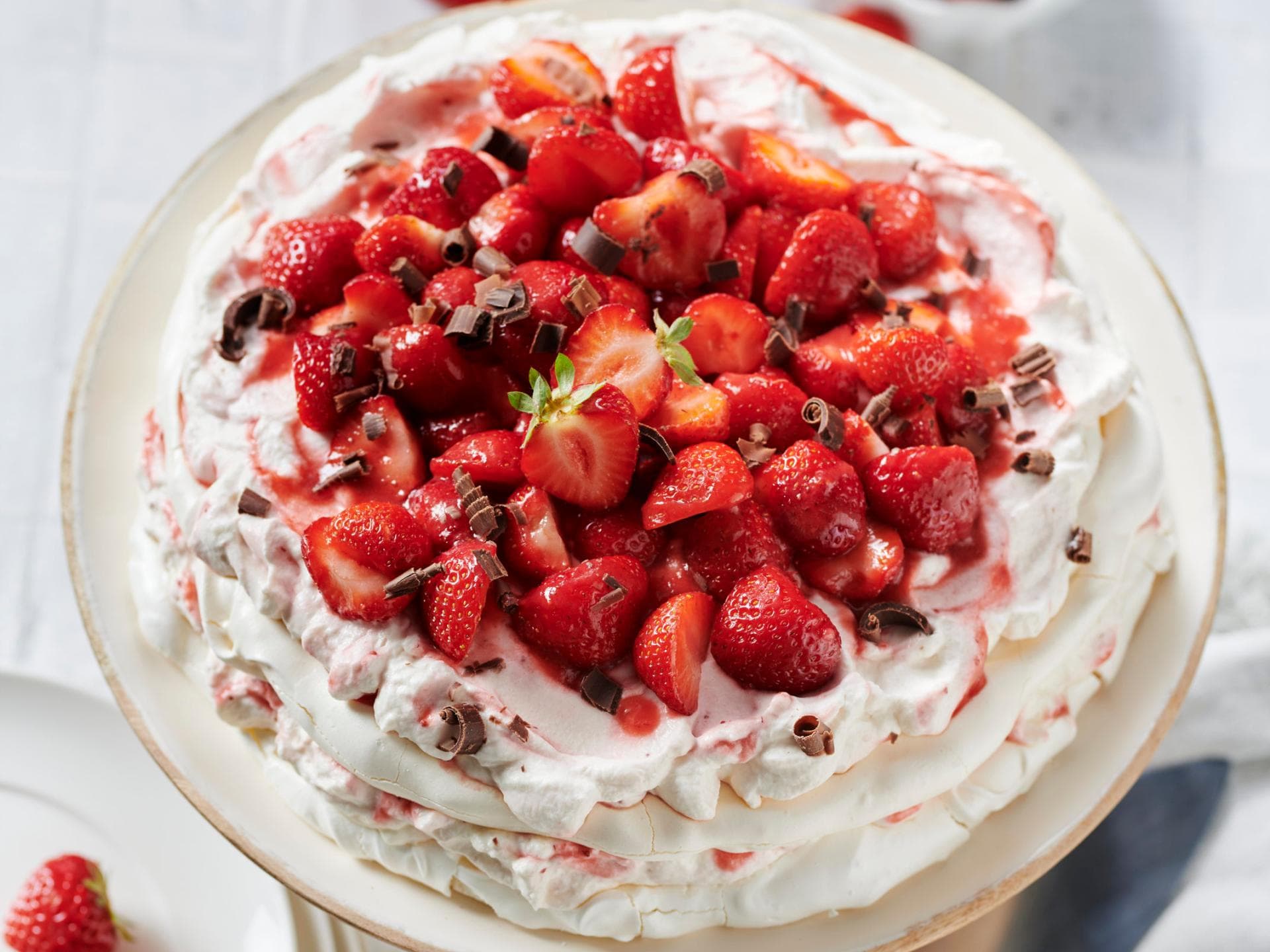 Erdbeer-Pavlova-Torte Erdbeer-Pavlova-Torte