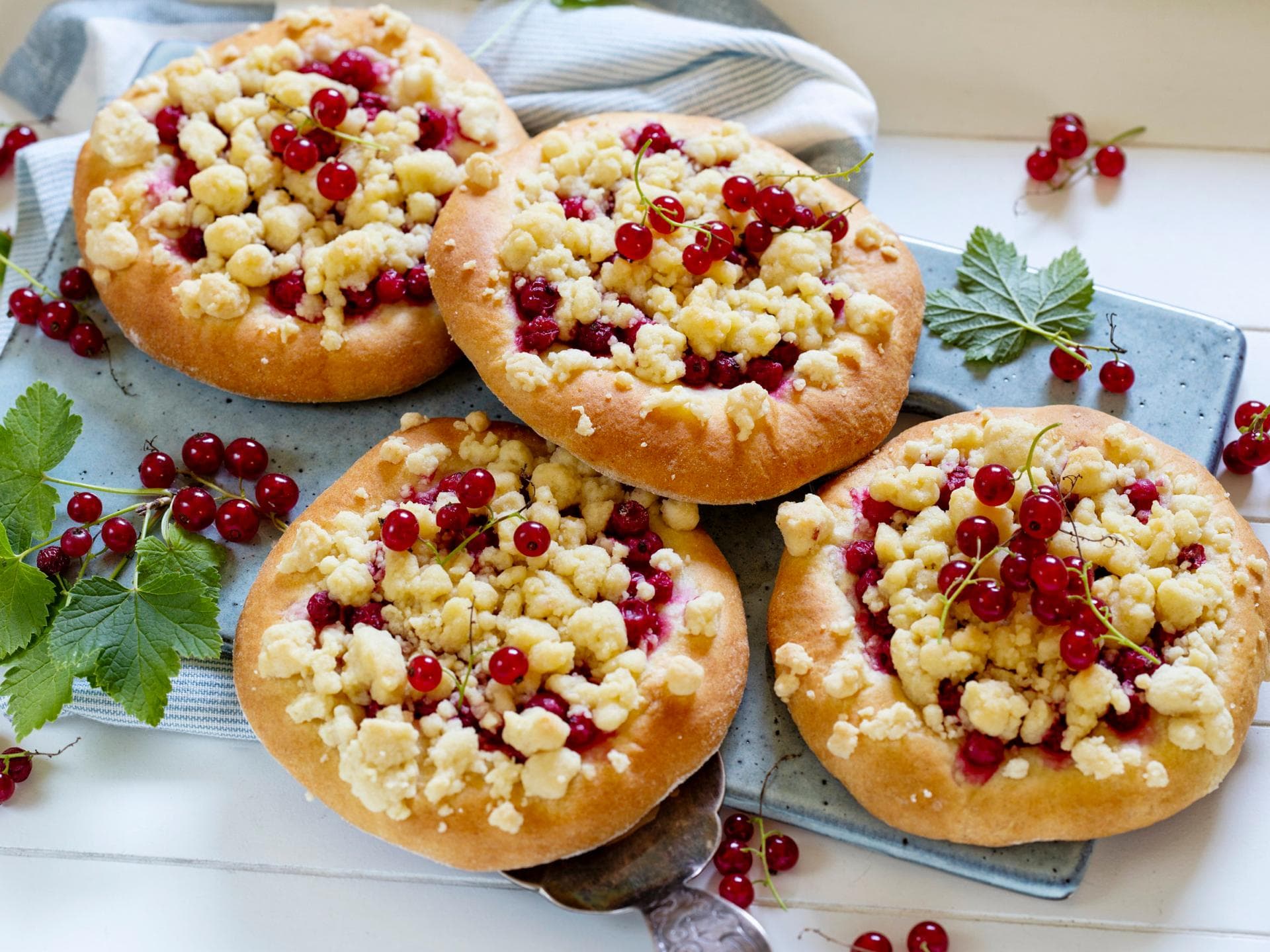 Johannnisbeer-Streusel-Taler 
