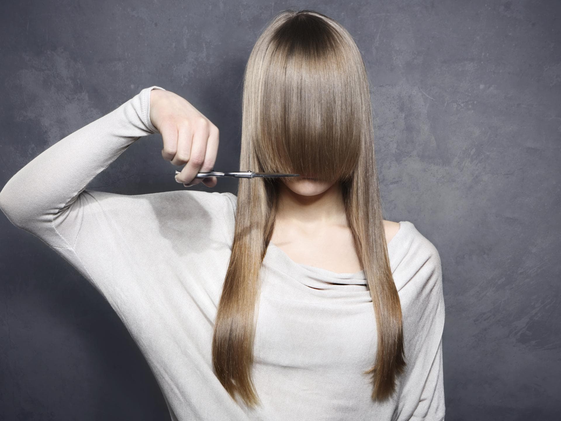 Langer Pony - Welche Frisuren schrecken Männer ab 