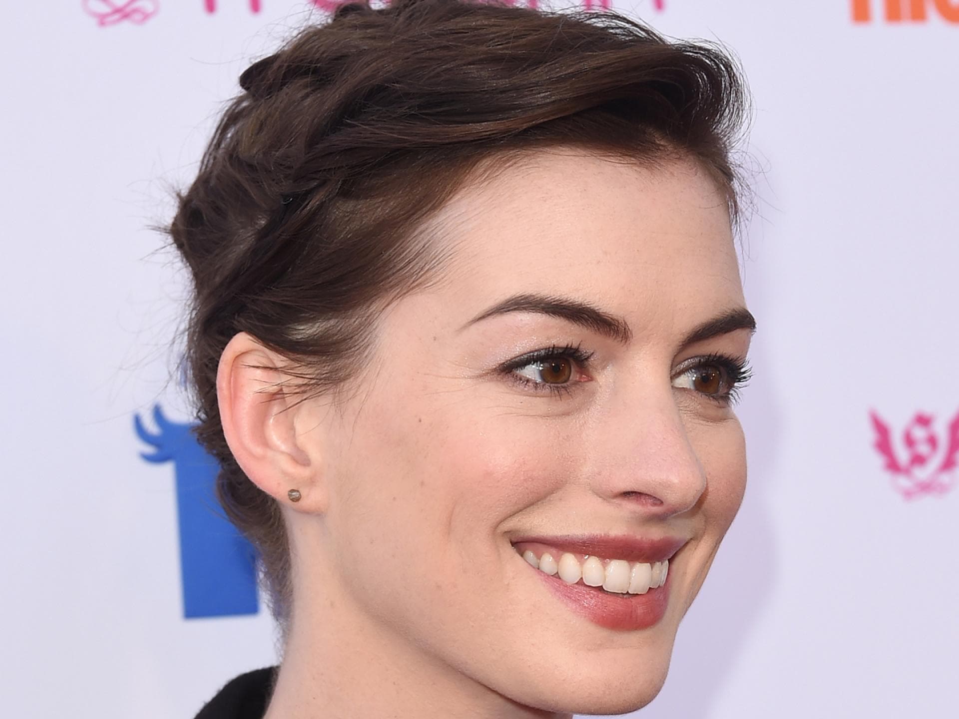 Anne Hathaway