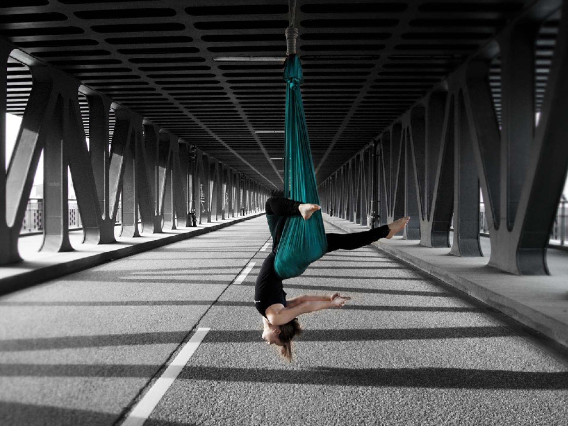 Anti Gravity Yoga