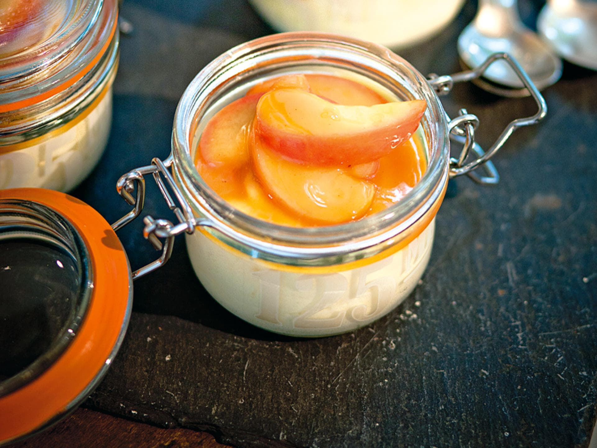 Bayerische Creme mit Äpfeln