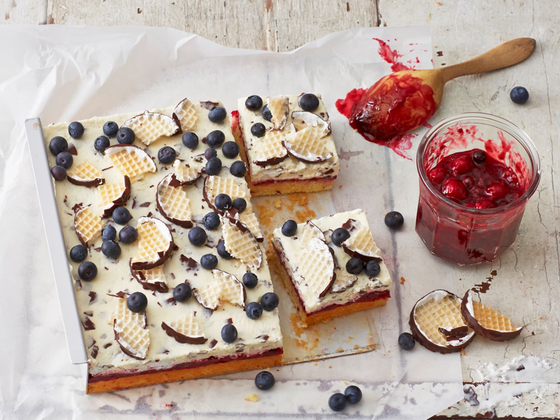 Beeren-Schaum-Torte Beeren-Schaum-Torte