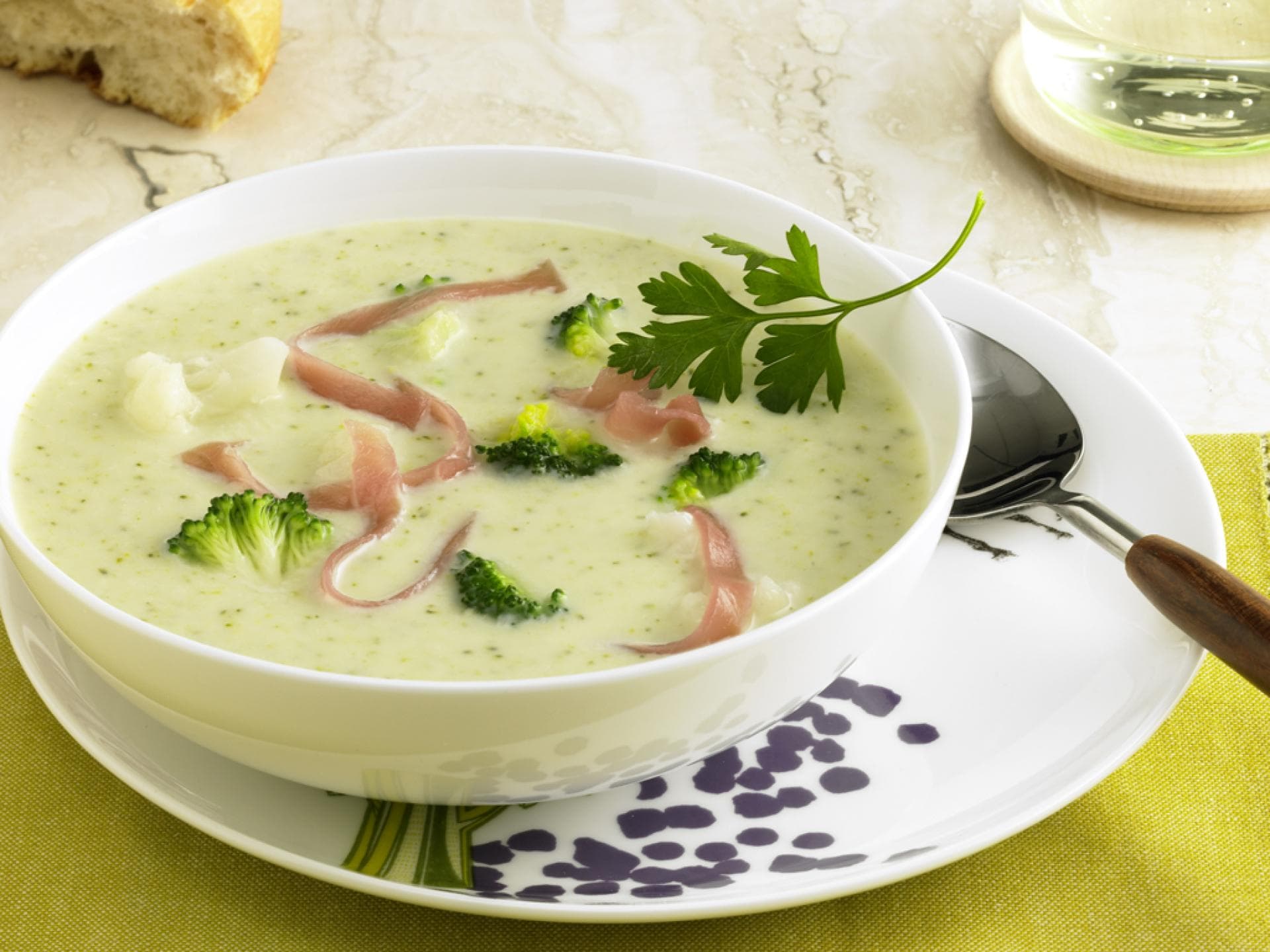 Blumenkohl-Broccolisuppe