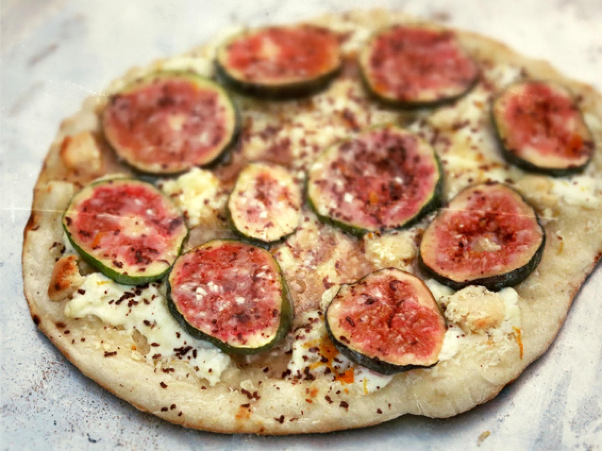 Feigenpizza - eine süße Pizza von omoxx.com