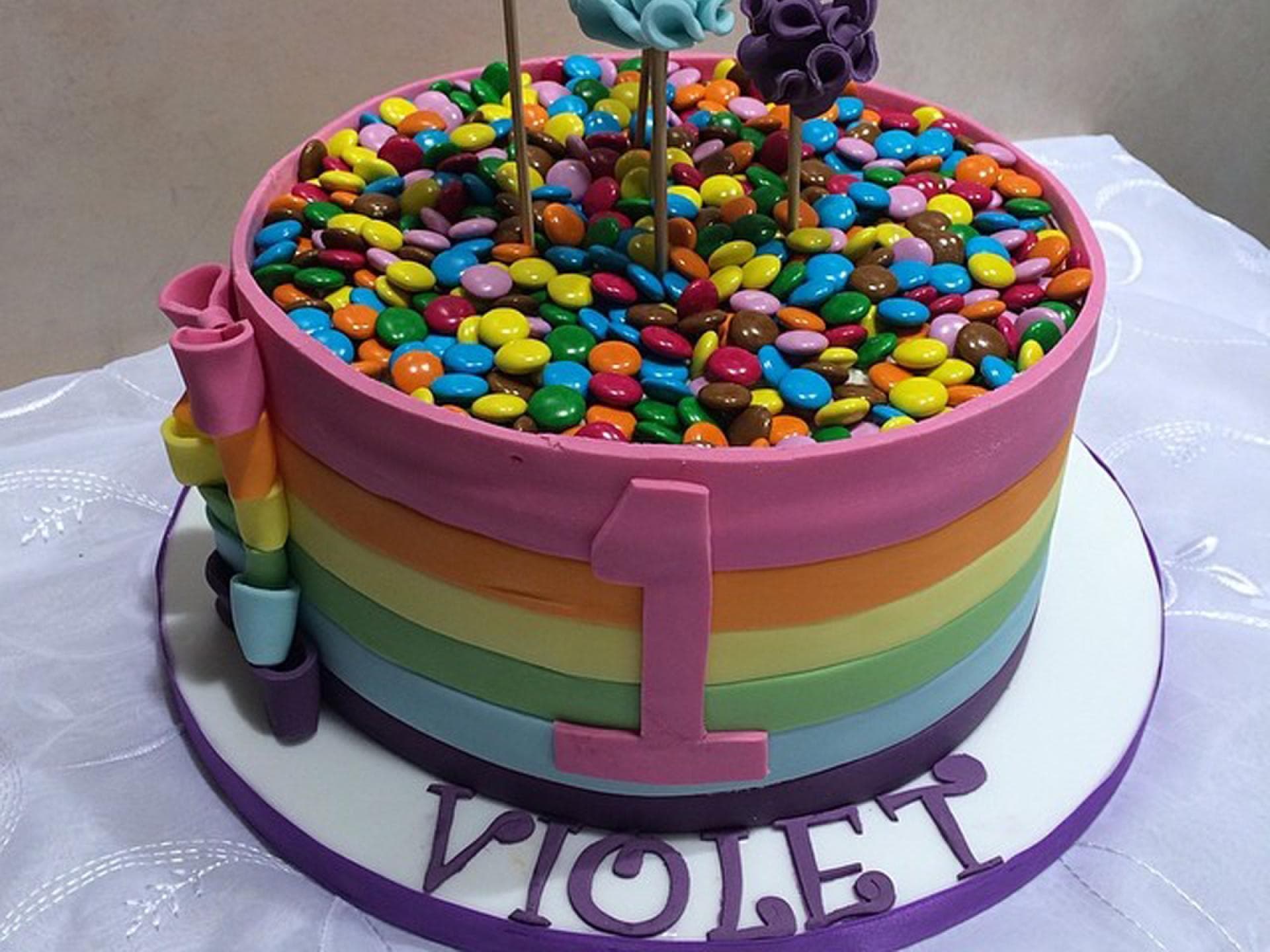Schokolinsen-Torte