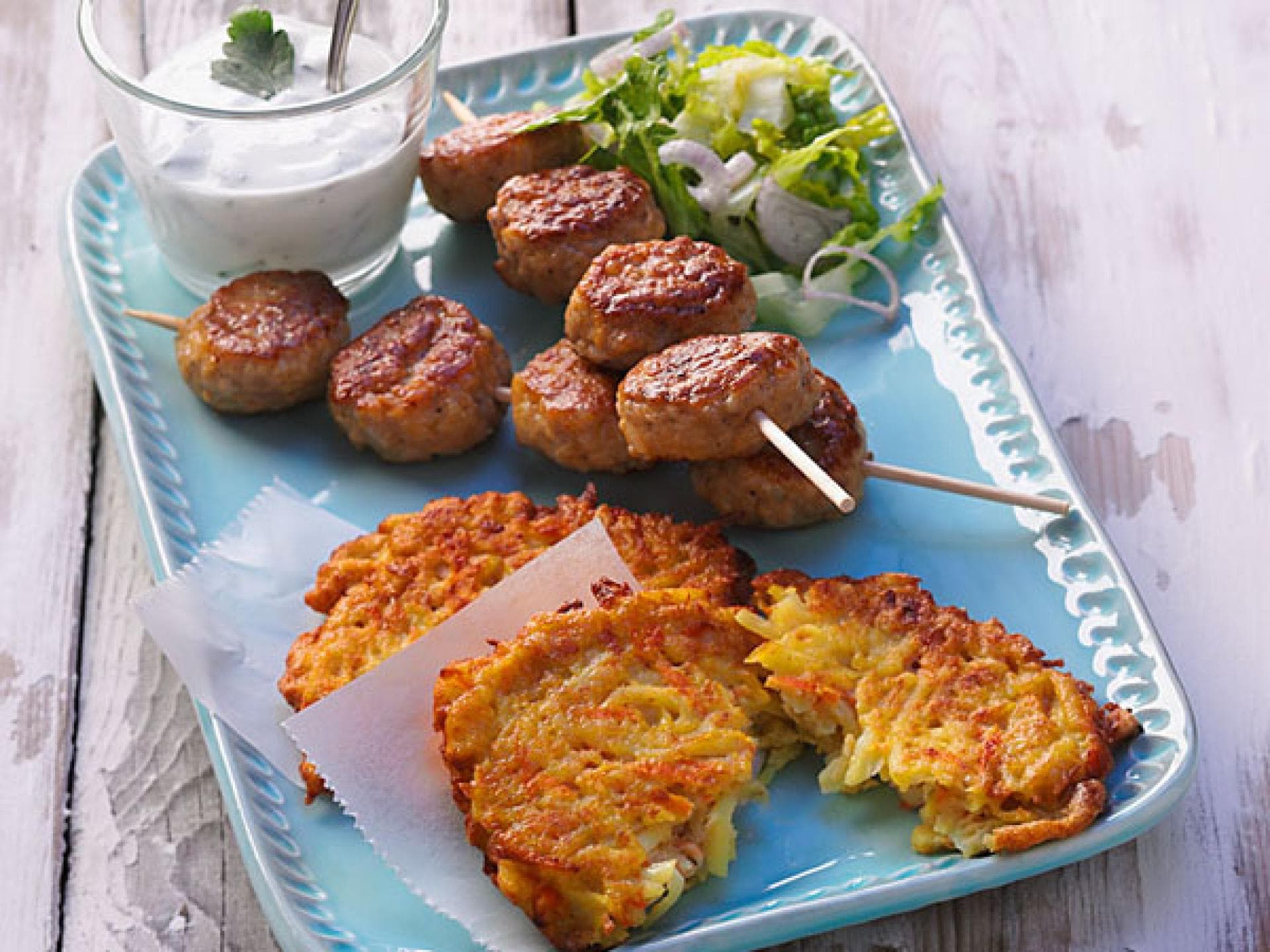 Rezept für Frikadellen mit Gemüse-Rösti