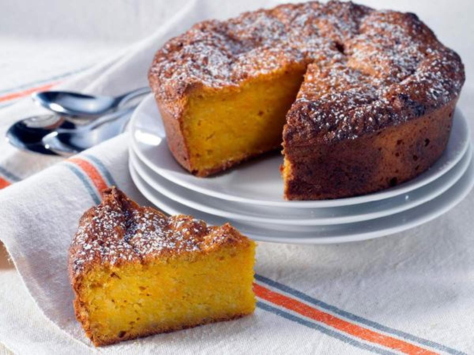 Gelbe Rüben-Torte