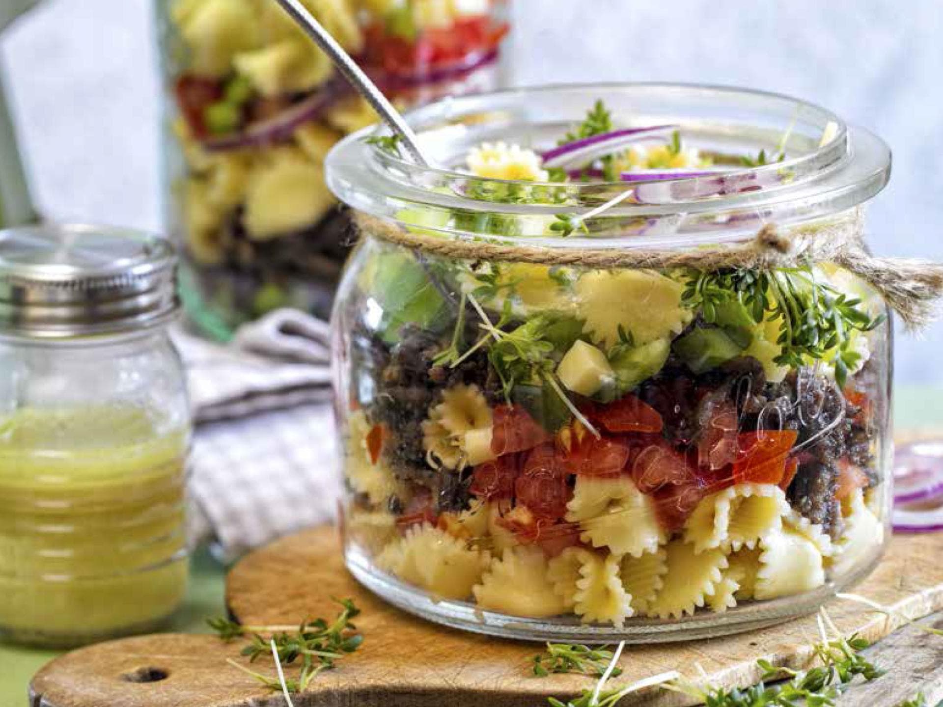 Hackfleisch-Nudelsalat mit Käse
