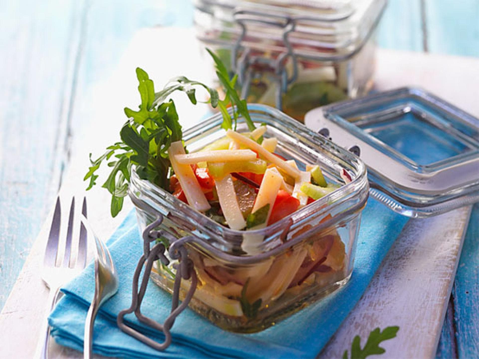 Mediterraner Käsesalat