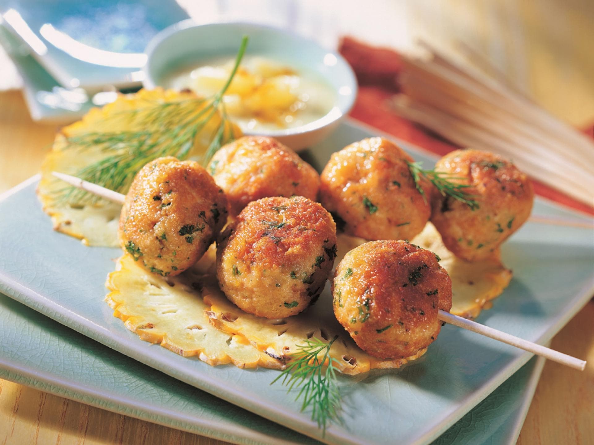 Lachsbällchen in Ananassauce