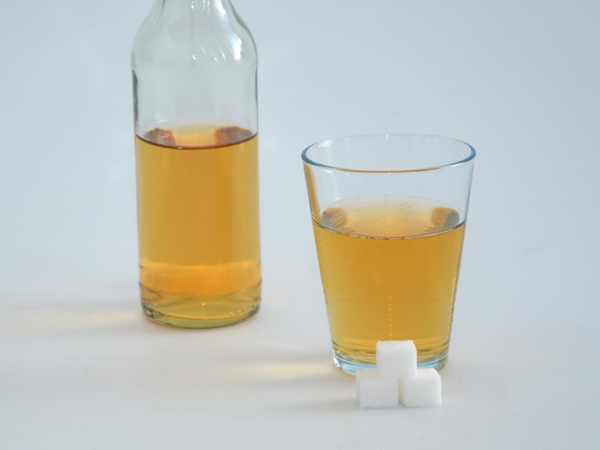 Kräuterlimonade