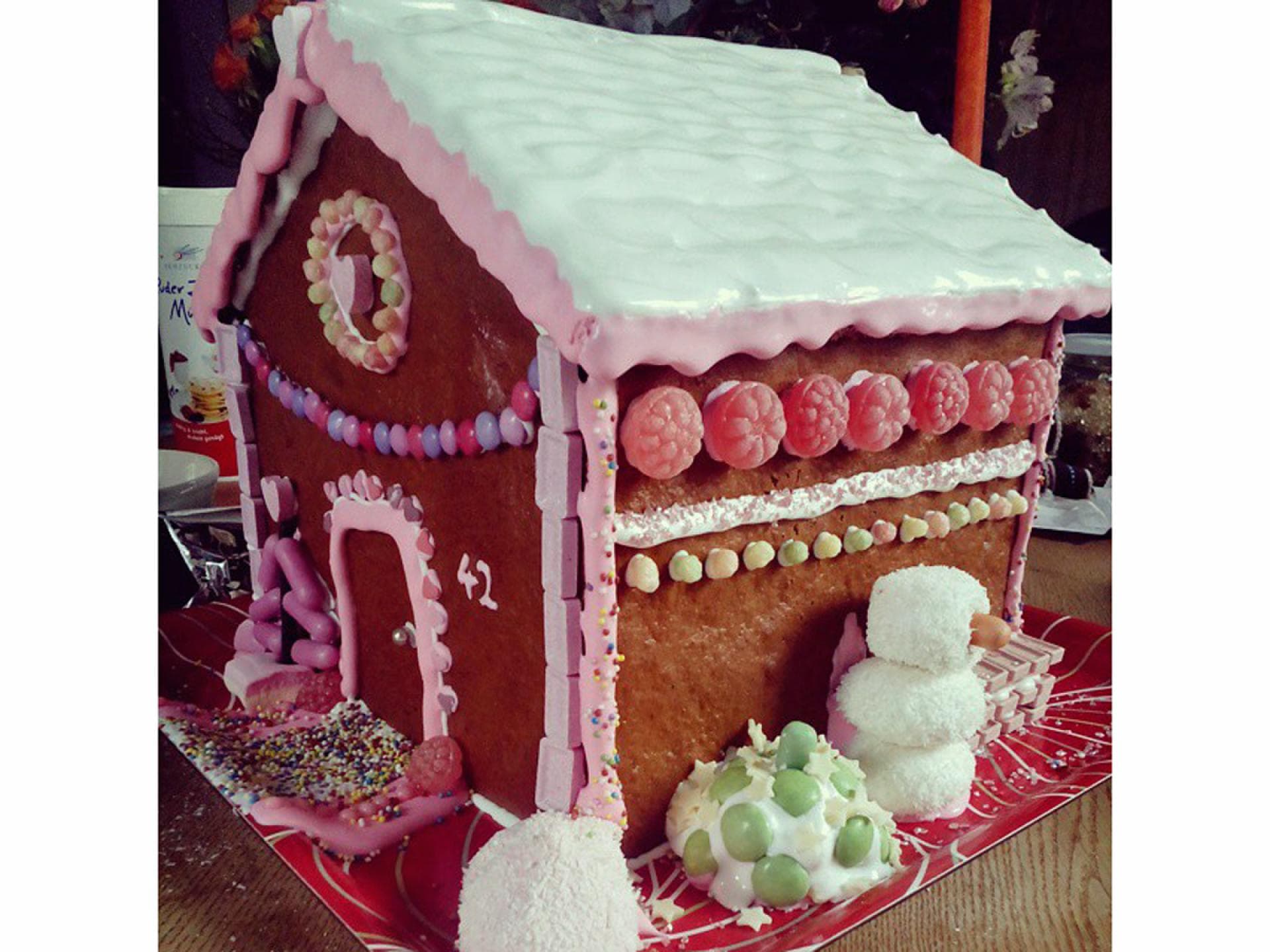 lebkuchenhaus_backenistgold