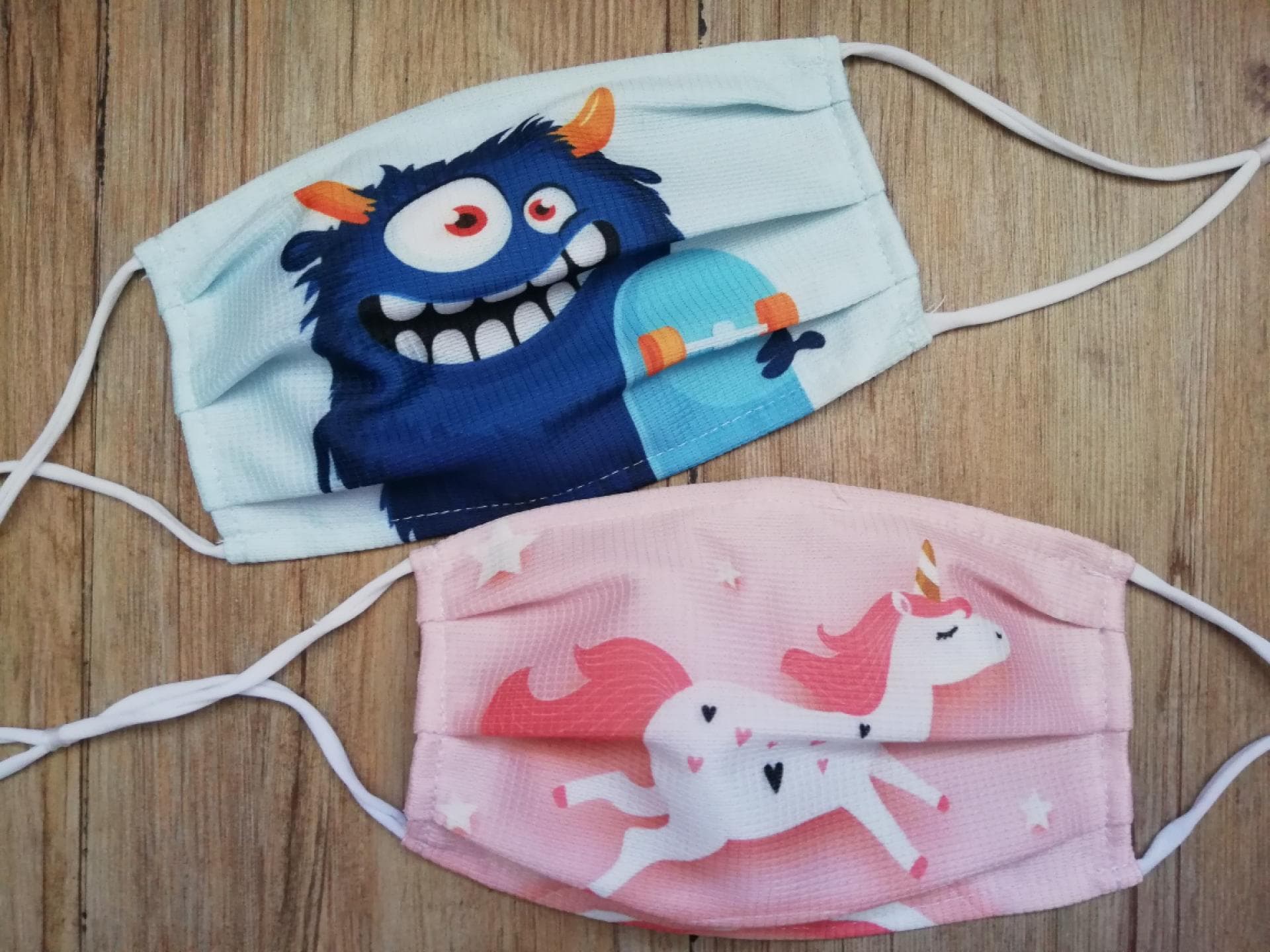 Modische Stoffmasken Meinfoto Modische Stoffmasken Meinfoto