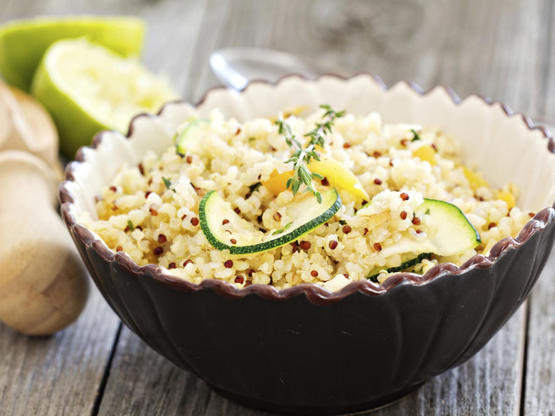 Quinoa: Lecker als Beilage und Salat - Mit Getreidealternative Quinoa eine glutenfreie Eiweißquelle entdecken