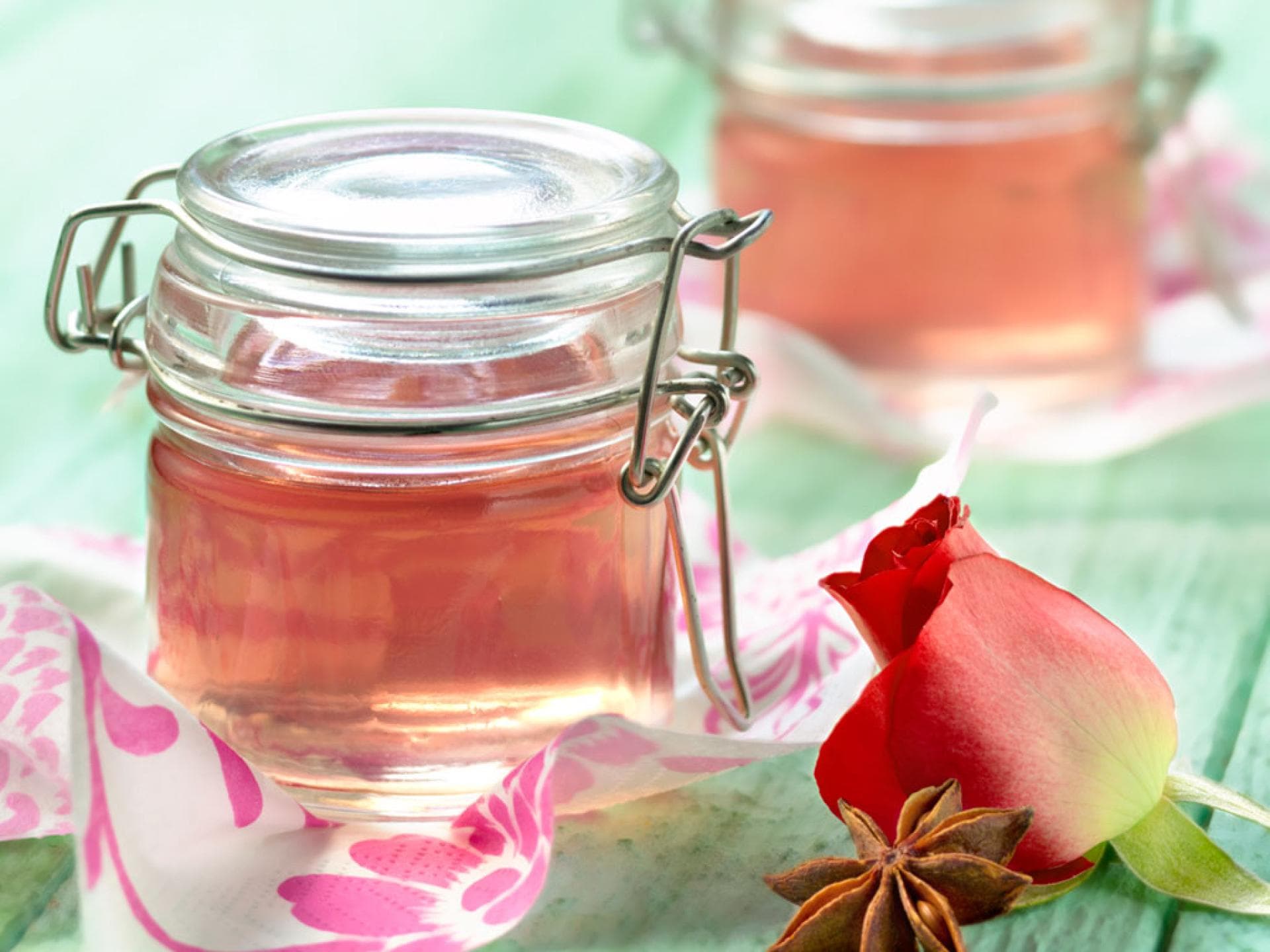 Rezept für Rosengelee Rosengelee im Weckglas