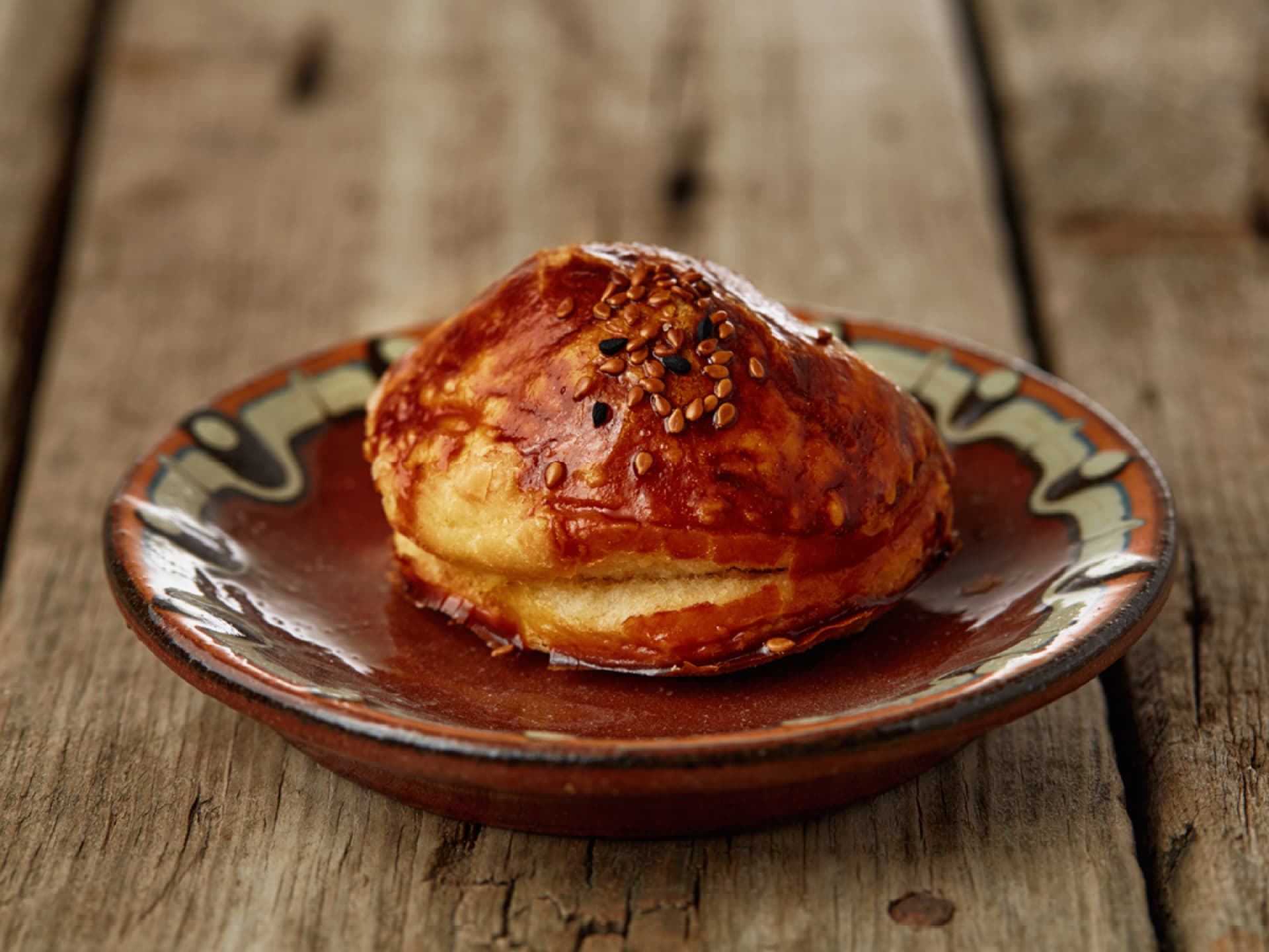 Türkische Brötchen Brötchen mit schwarzem Kümmel