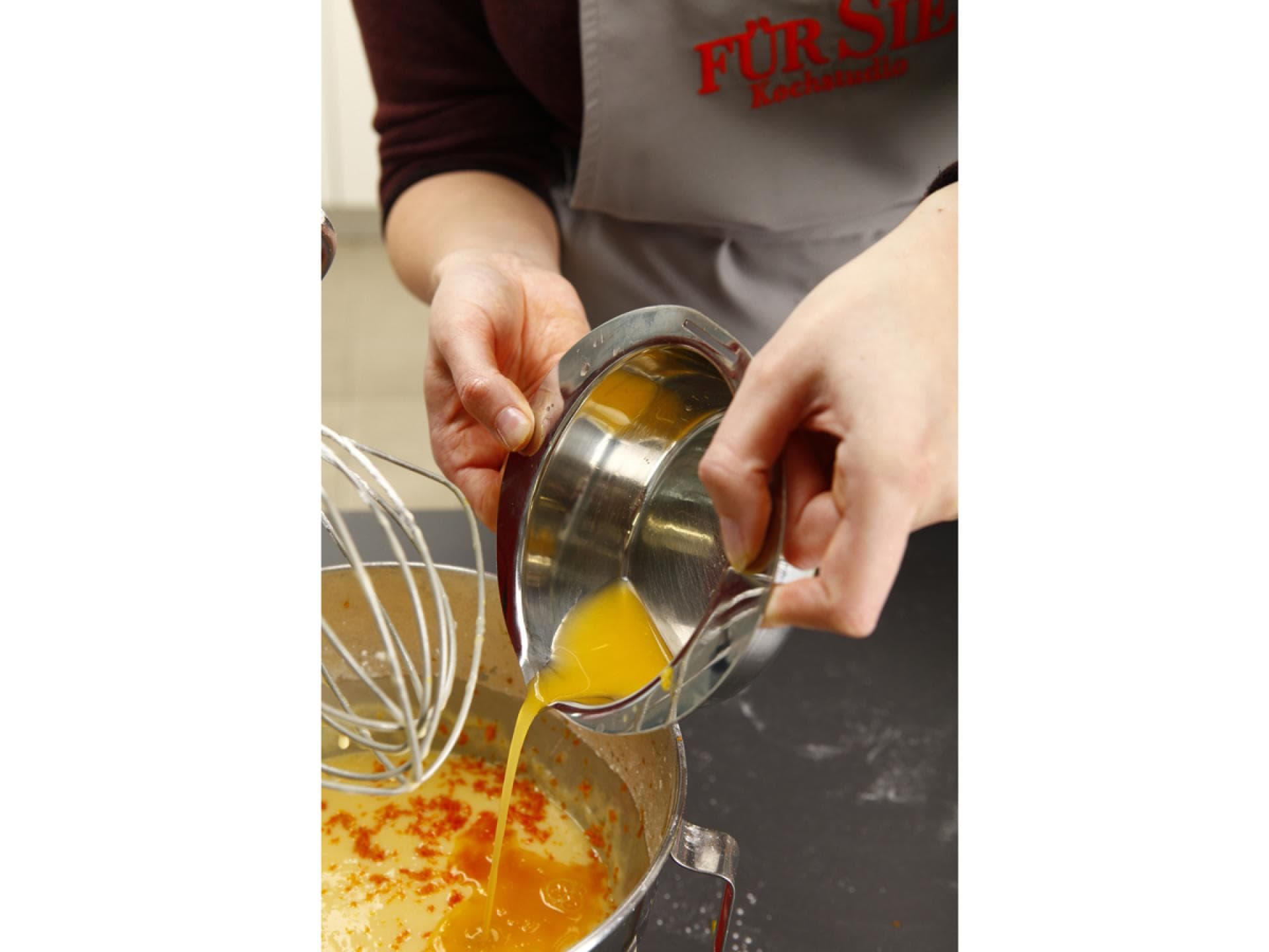Orangensaft und Abrieb
