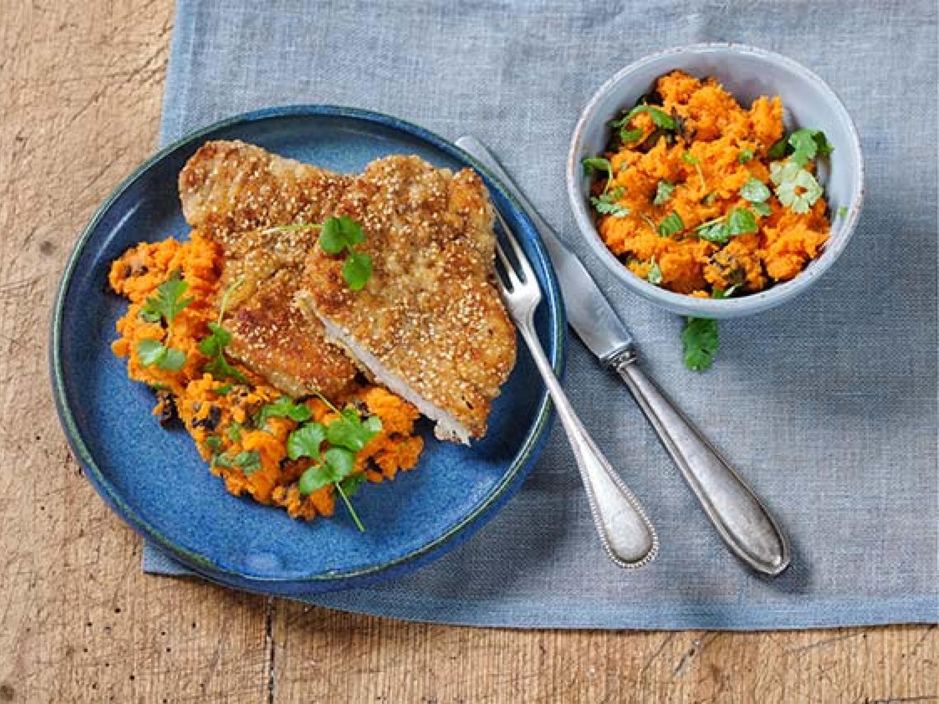 Sesamschnitzel mit Süßkartoffelpüree Rezept