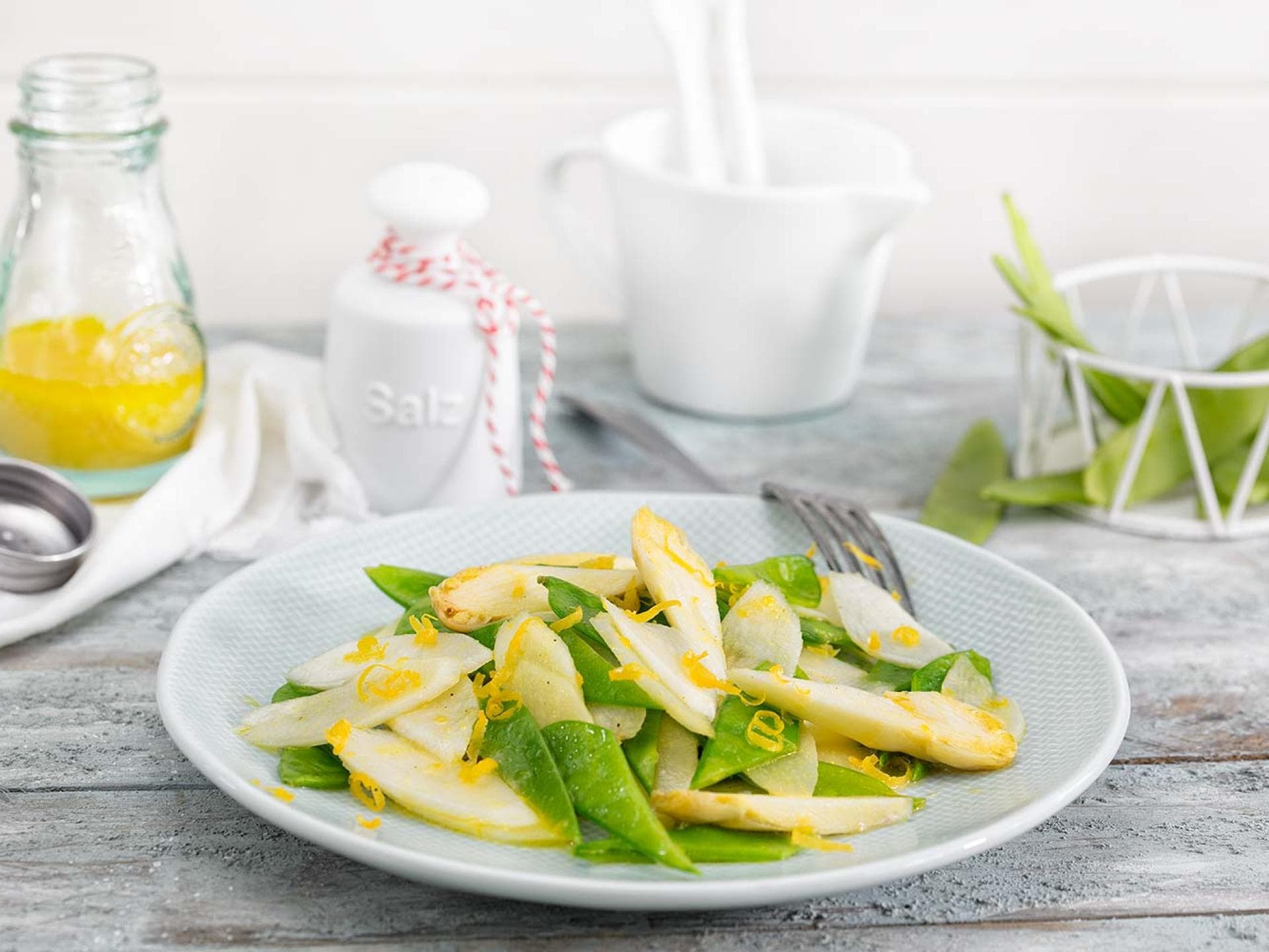 Spargel-Zuckerschoten-Salat