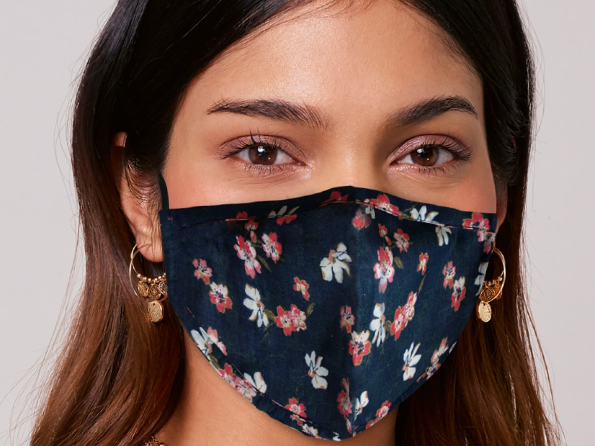 Modische Stoffmasken SIX Modische Stoffmasken SIX
