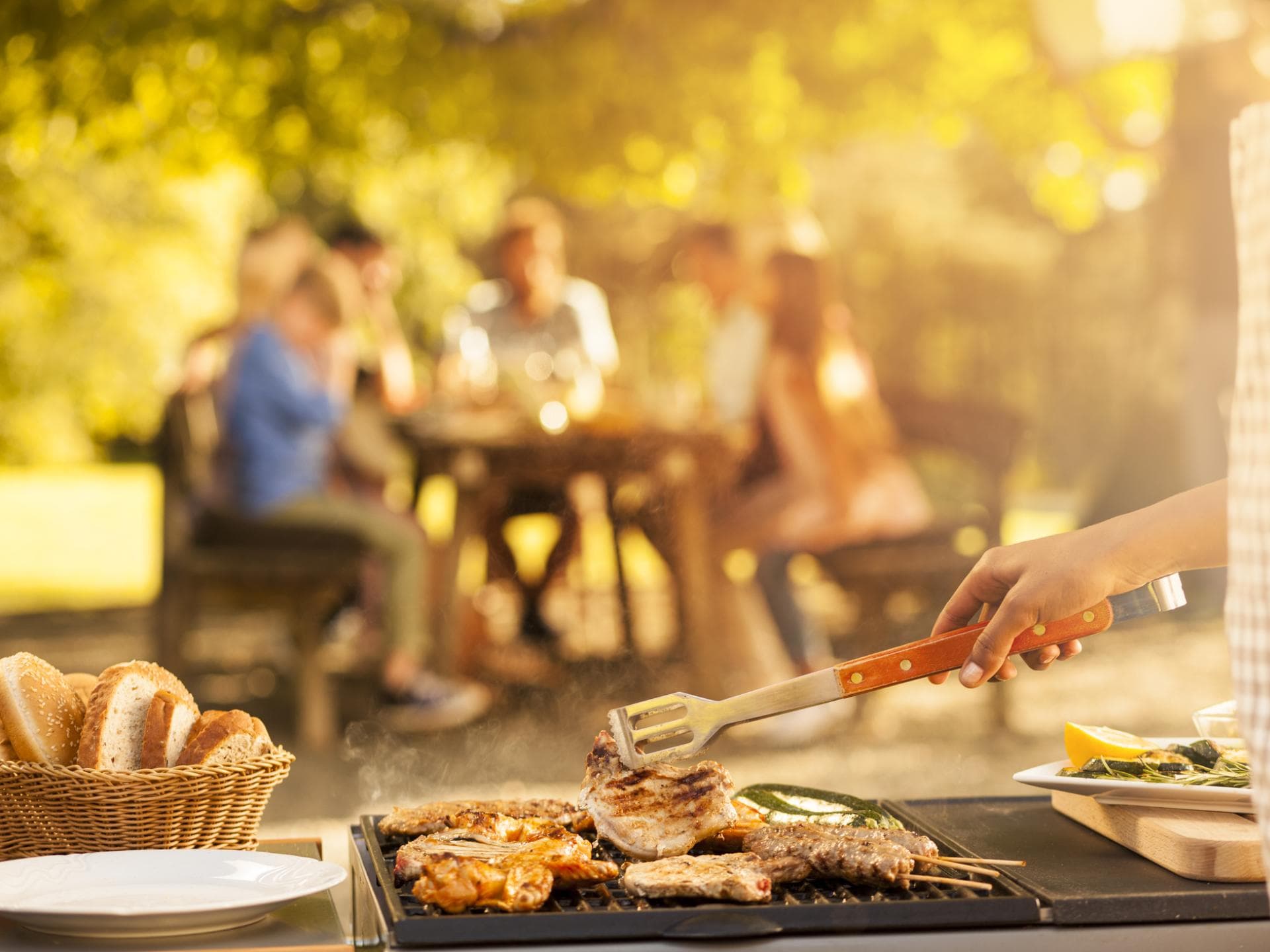 Grillgut auf dem Grill Grillgut auf dem Grill