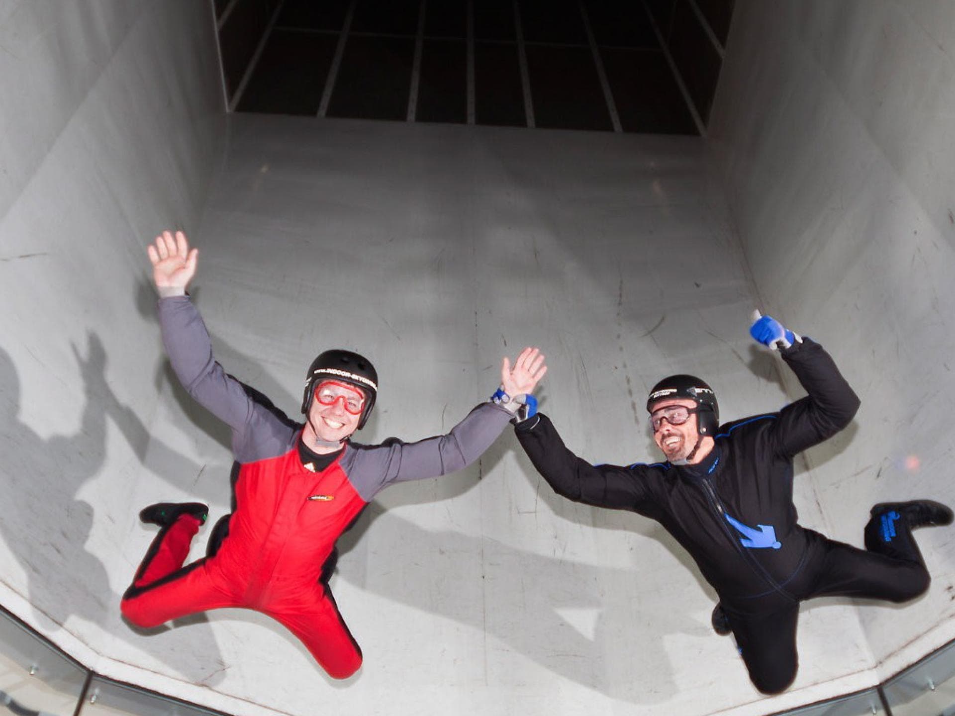 Männer machen Bodyflying