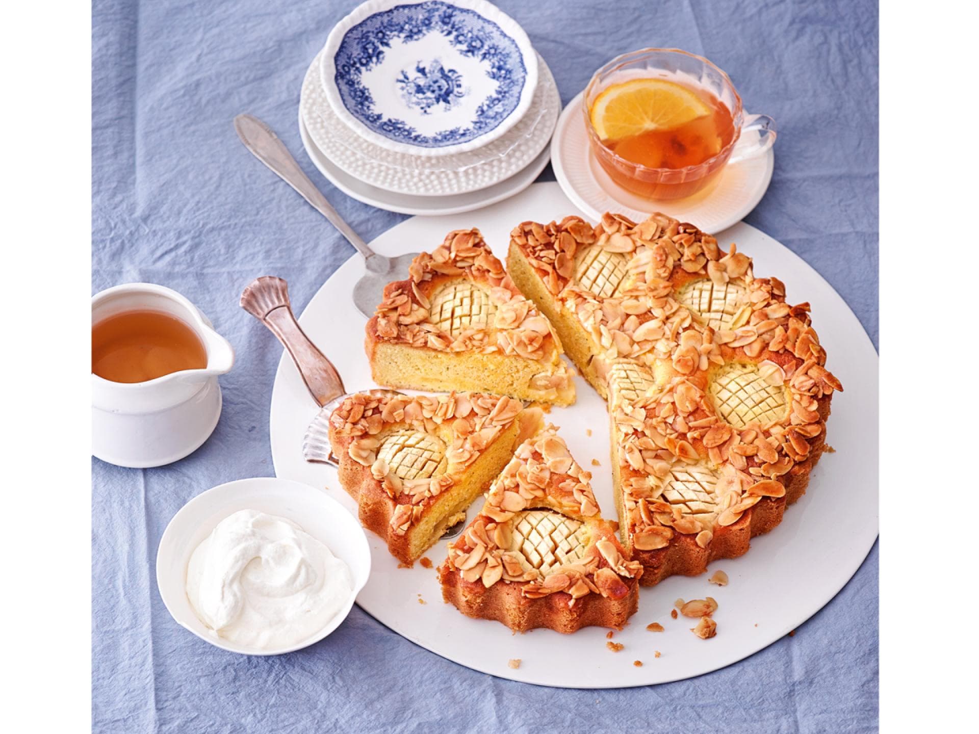 Versunkener Apfelkuchen mit Honigknusper