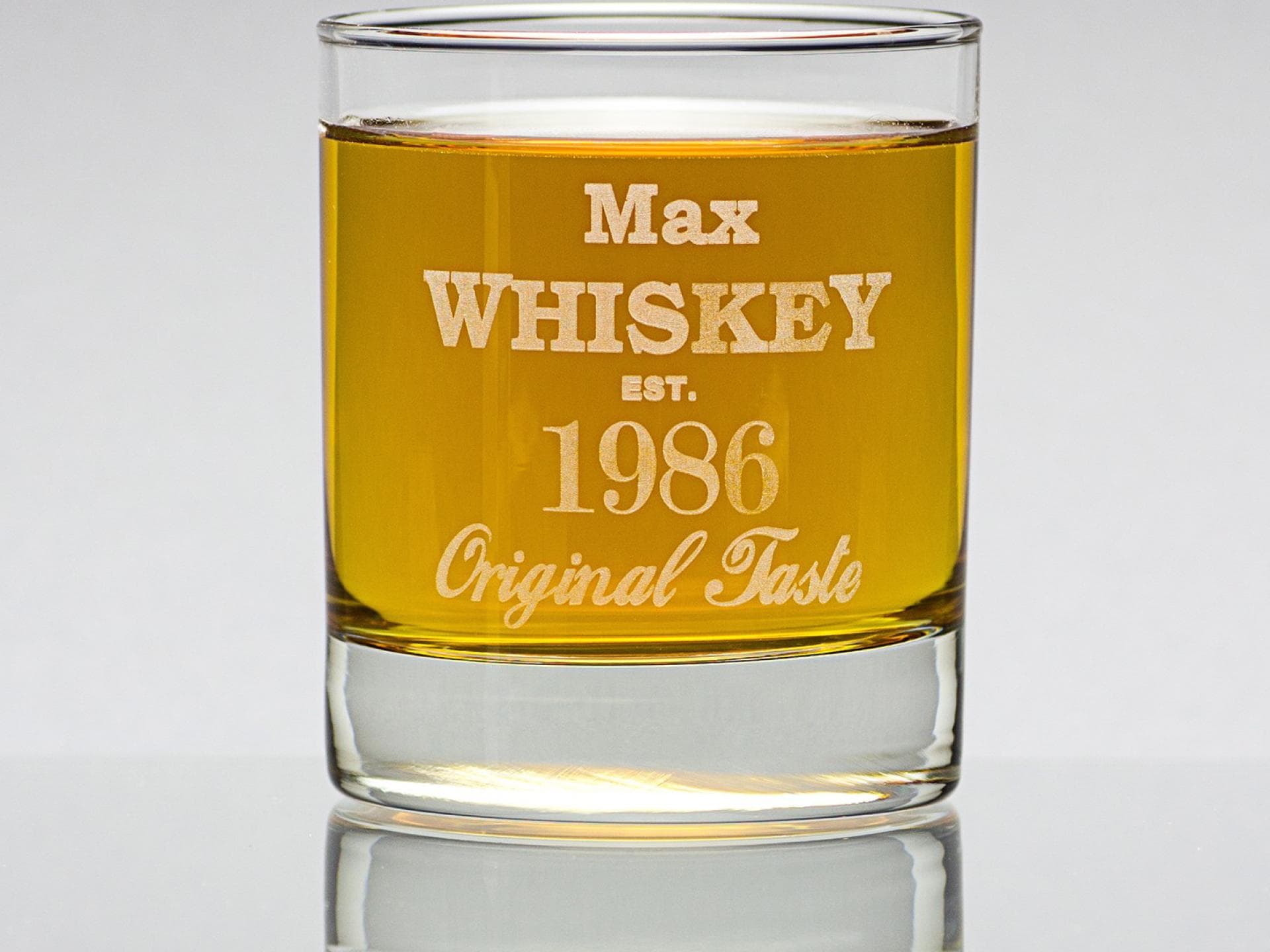 Whiskeyglas mit Gravur